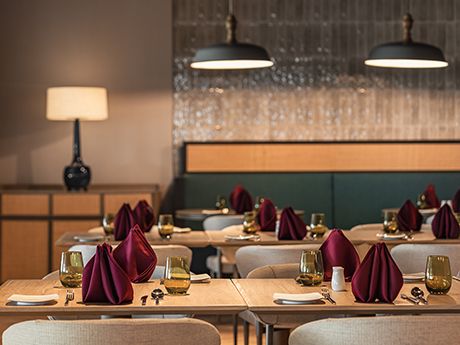 1887 Dining Crowne Plaza Penang Straits City