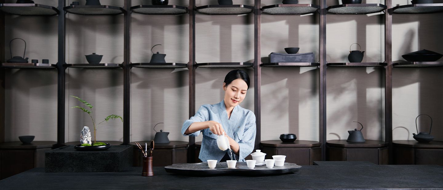 Live a Chinese Aesthetic Lifestyle at  HUALUXE Hotels & Resorts