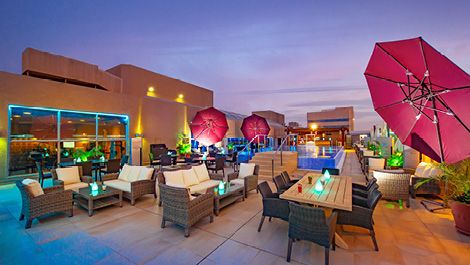 Outdoor alfresco dining at InterContinental Al Khobar
