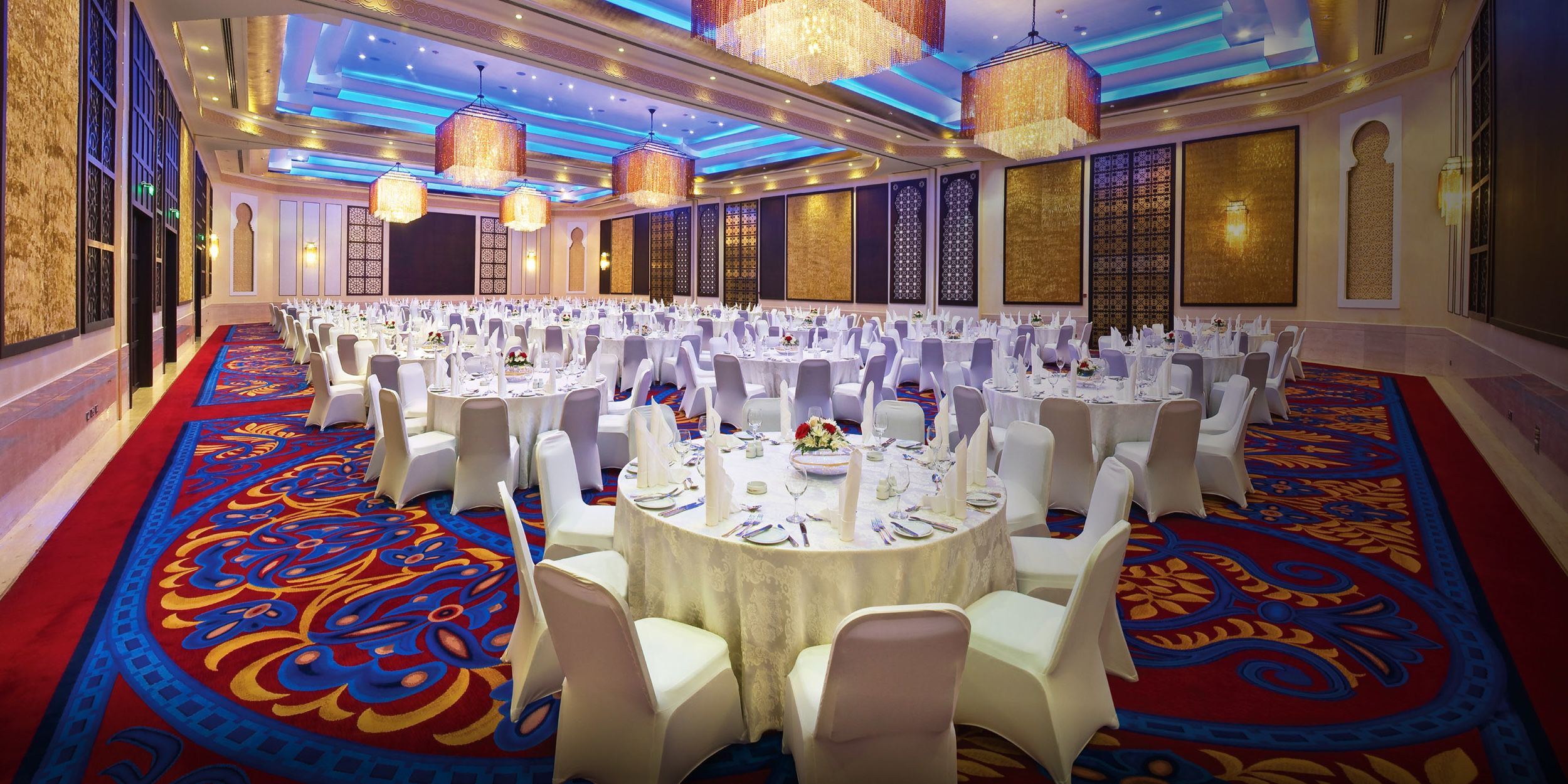 مجموعة من فنادق IHG التي توفّر قاعات اجتماعات