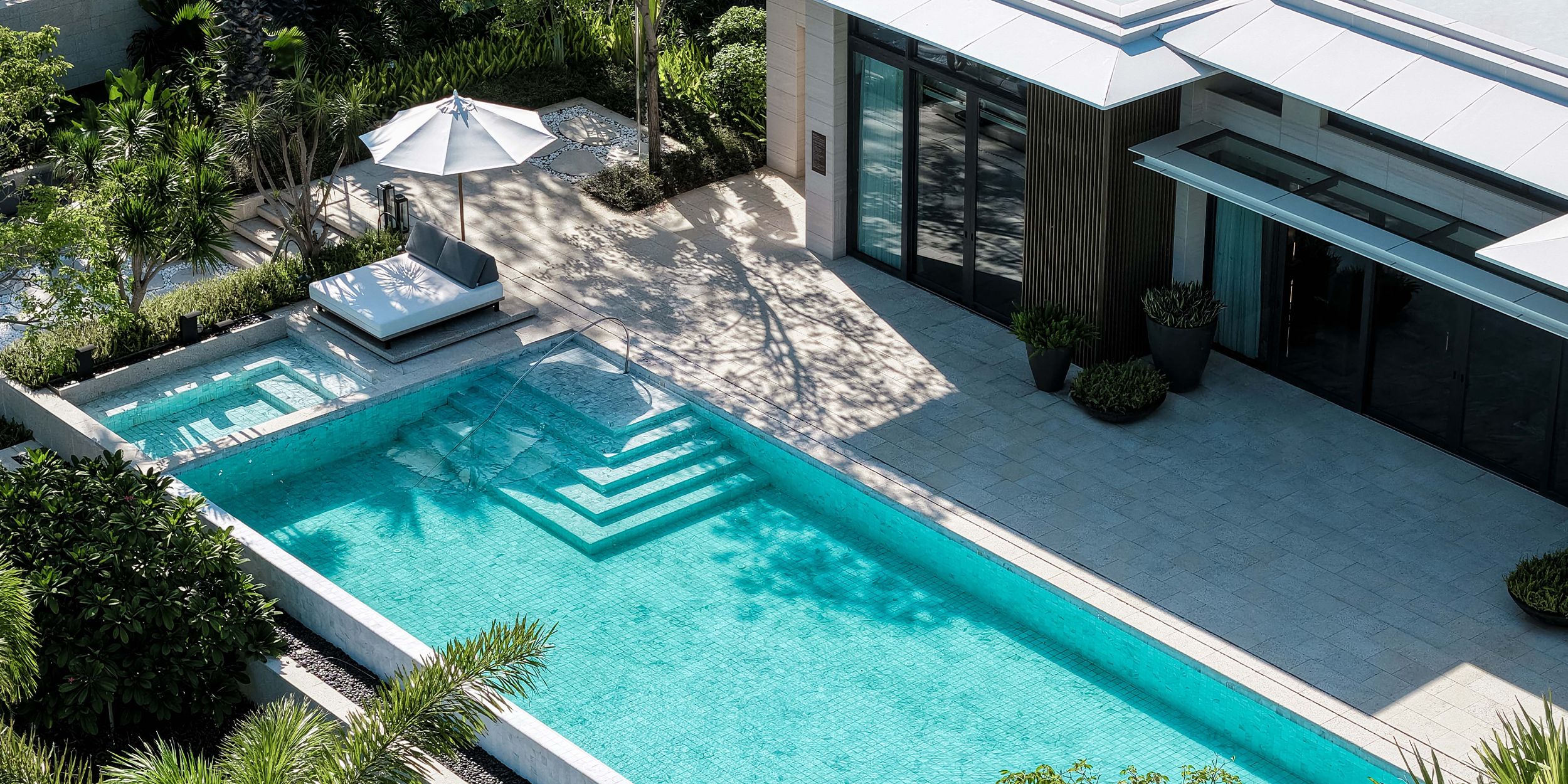 海南清水湾金普顿酒店