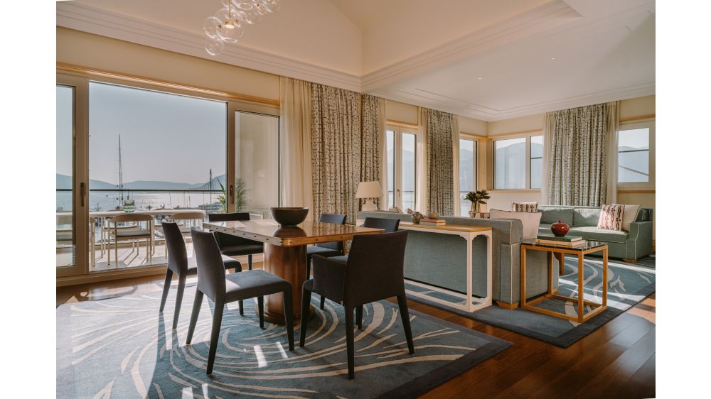 Book a suite with a sea view and enjoy Boka Bay magic