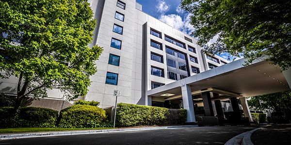 canberra hotel facade
