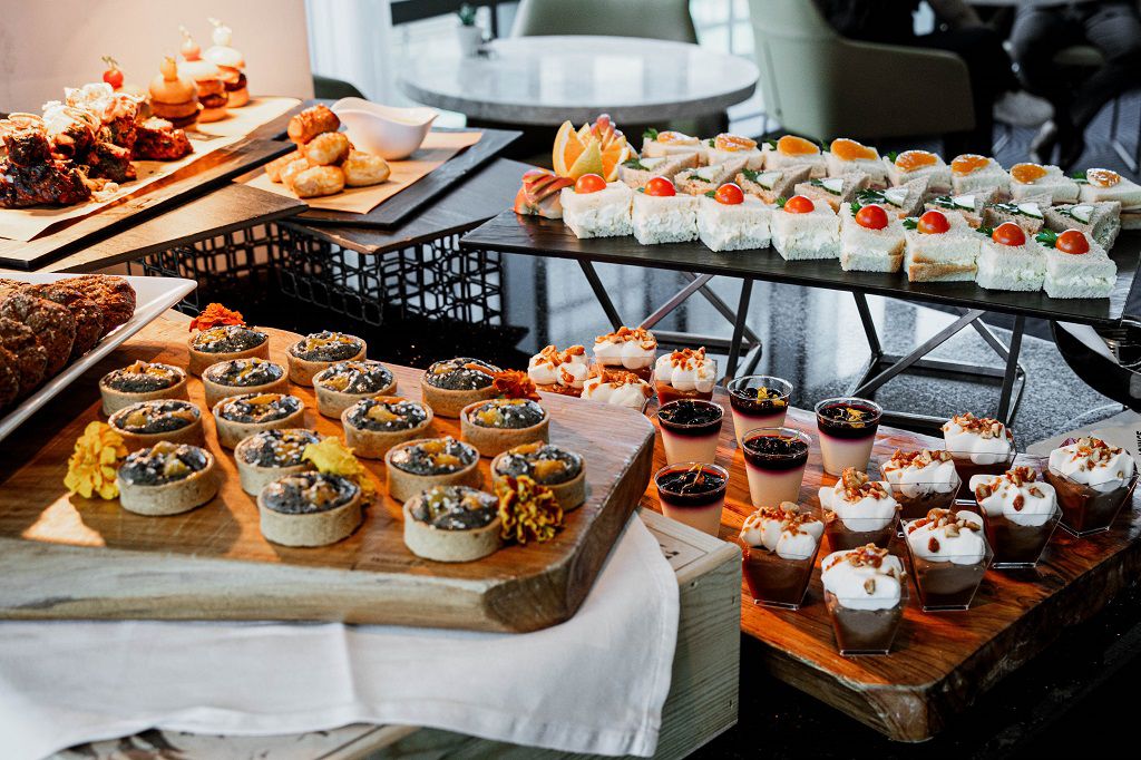 Lite bites at InterContinental San Francisco Club Lounge