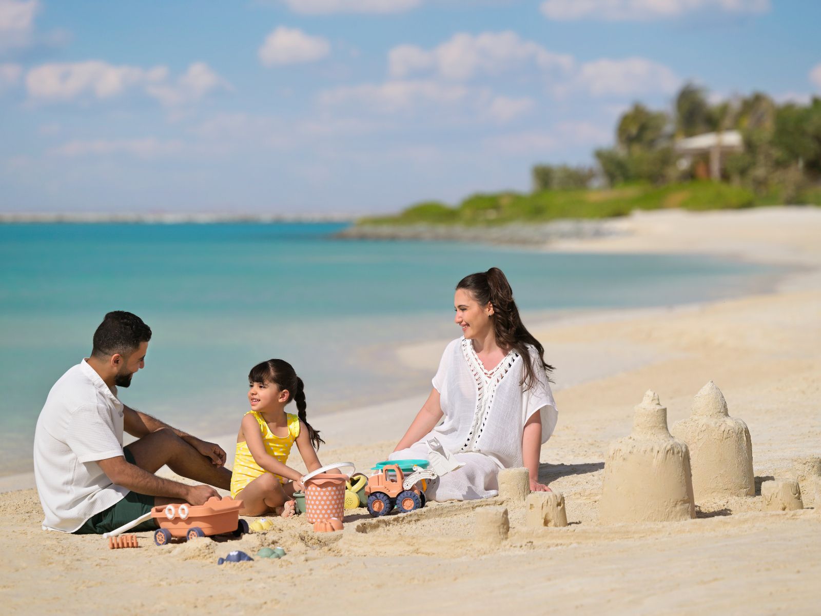 Create unforgettable family memories along the serene shores of the Red Sea.