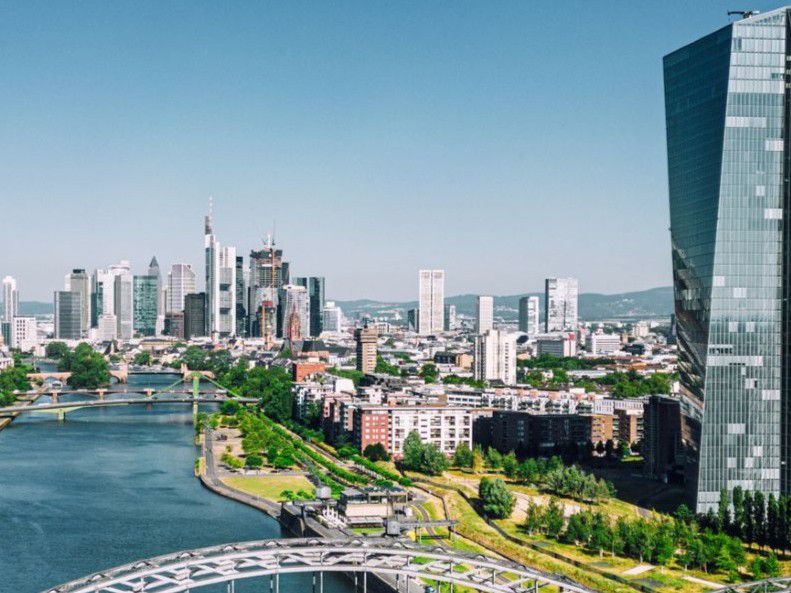 Frankfurt river