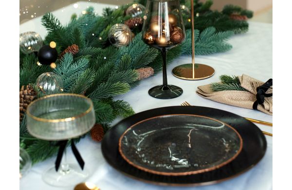 Christmas dinner plate