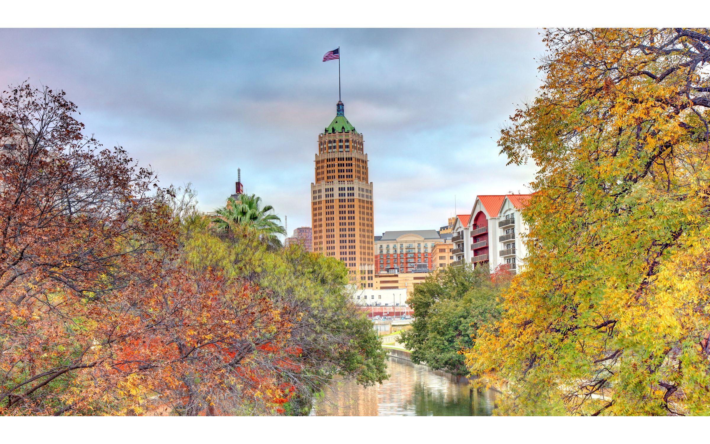Fall at InterContinental San Antonio Riverwalk