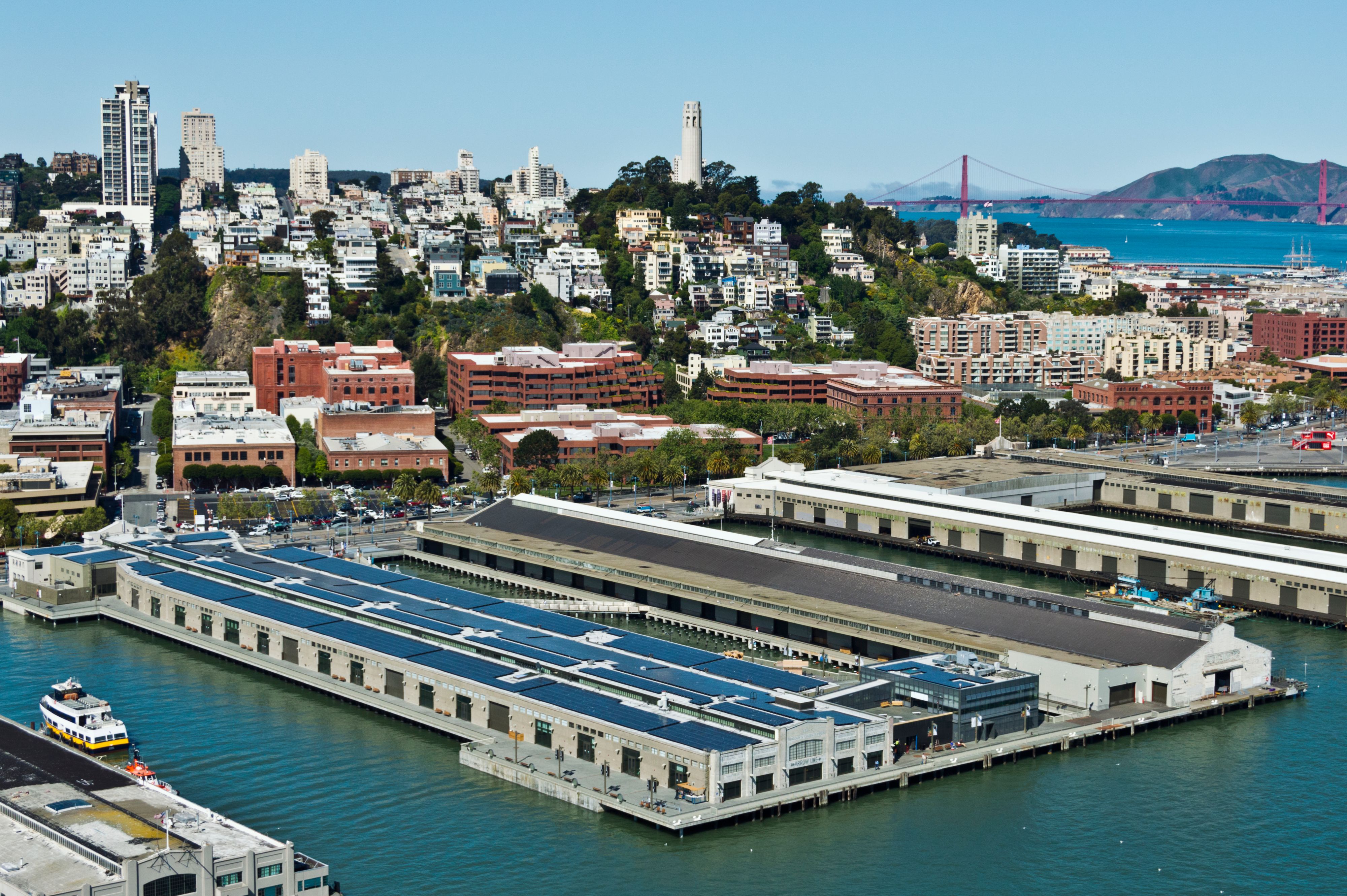 The new science learning Exploratorium Musem on the San Francisco waterfront with solar panels.
