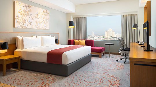 Holiday Inn & Suites Jakarta Gajah Mada