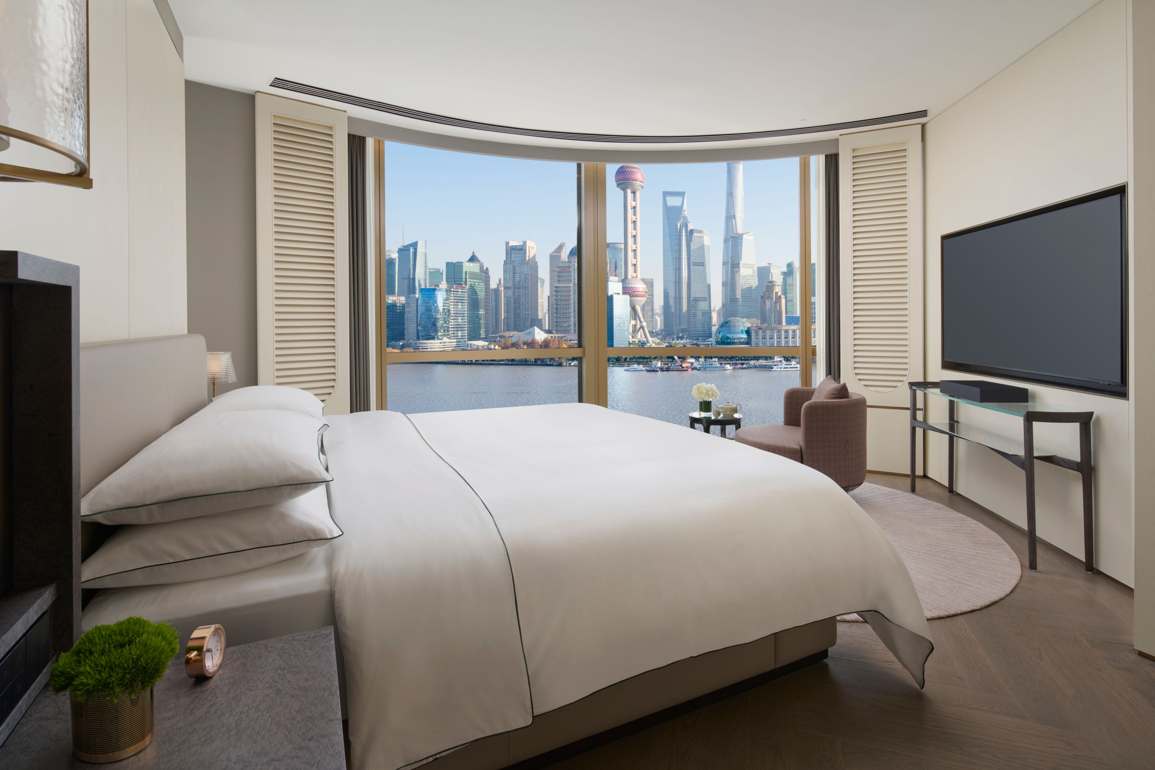 Rooms & Suites | Regent Shanghai on the Bund