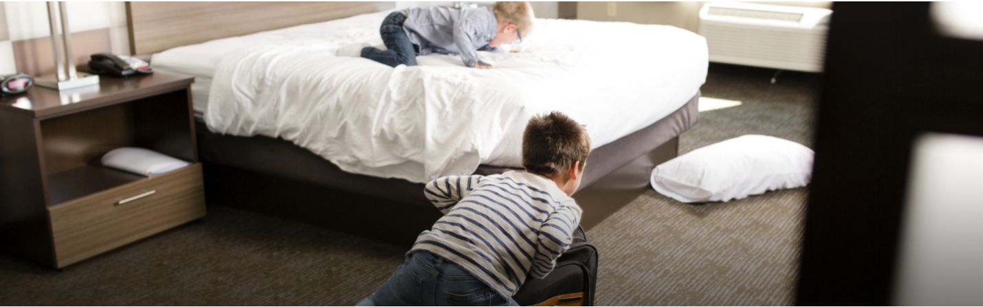 Kids Stay & Eat Free | Holiday Inn Hotels & Resorts