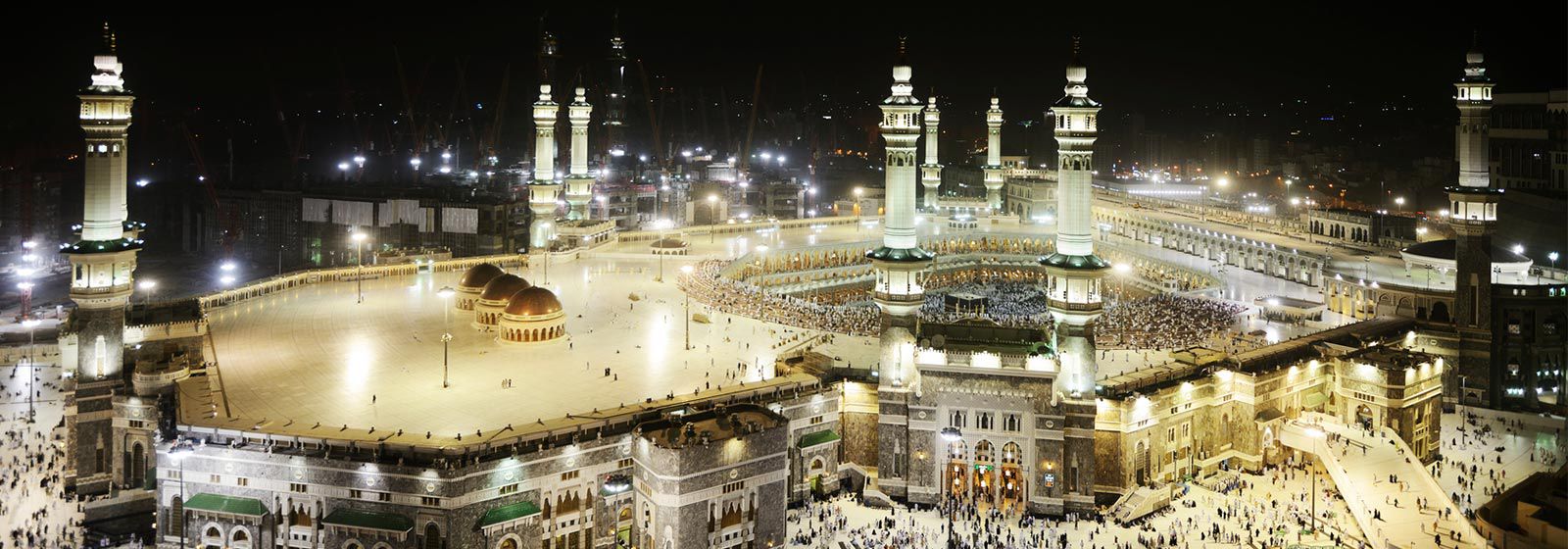 Outside view of Makkah Al-Mukarramah at night