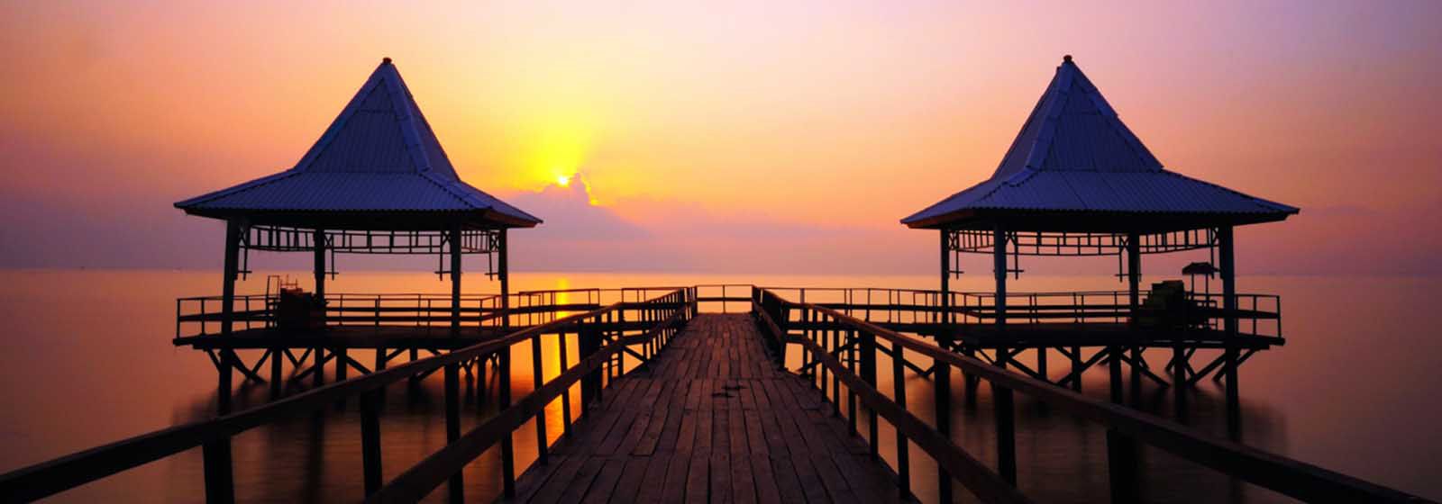 Kenjeran Beach at morning
