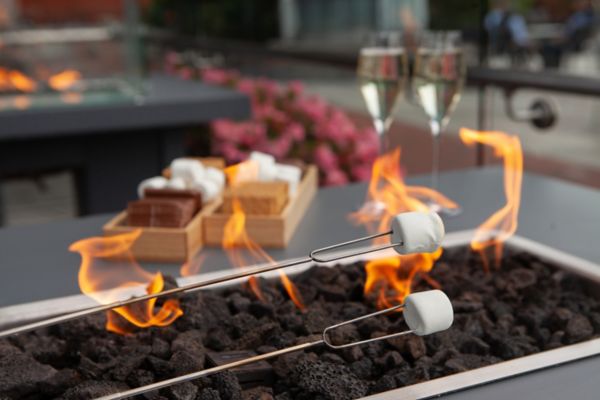 S'mores by the fire