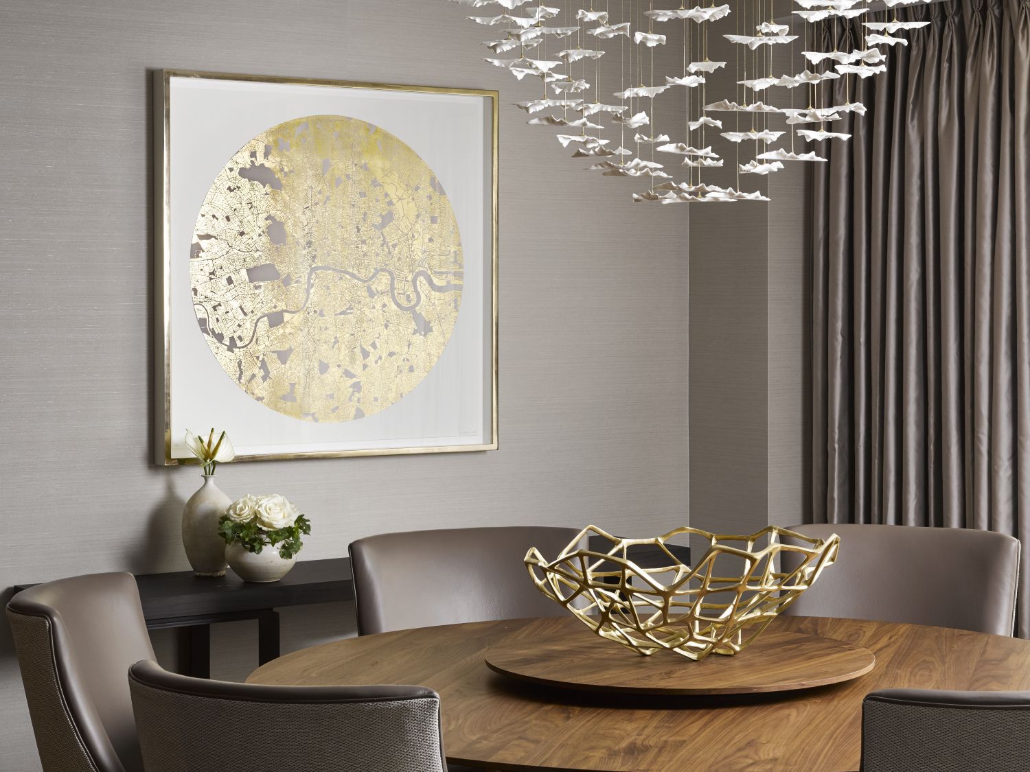 London luxury hotel suite