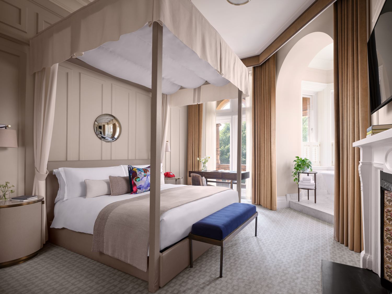 Luxury hotel guest bedroom | Afternoon tea Escape