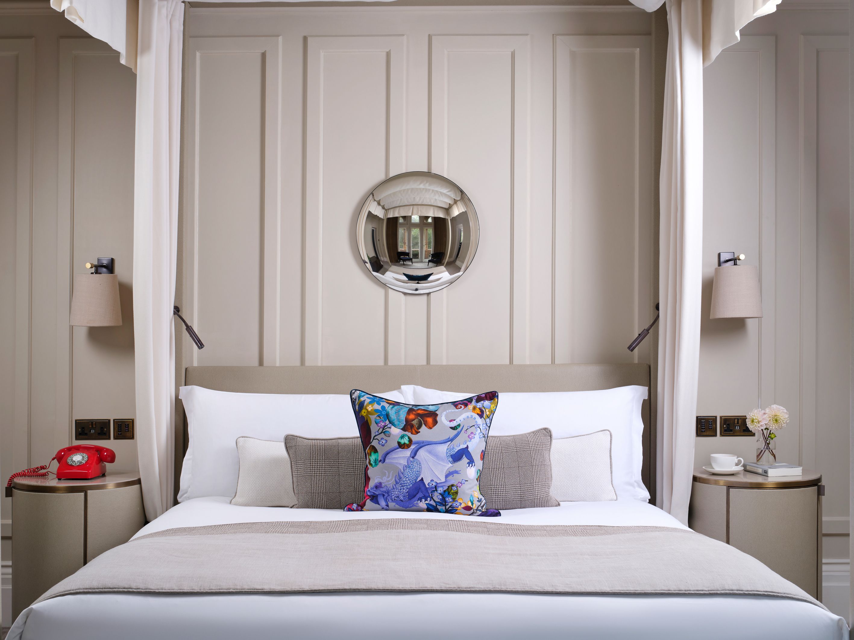Luxury suite in London | The Fitzroy Suite