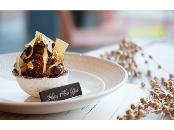 New Year's Eve cheers