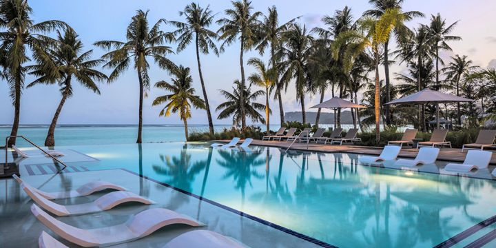 关岛皇冠假日酒店