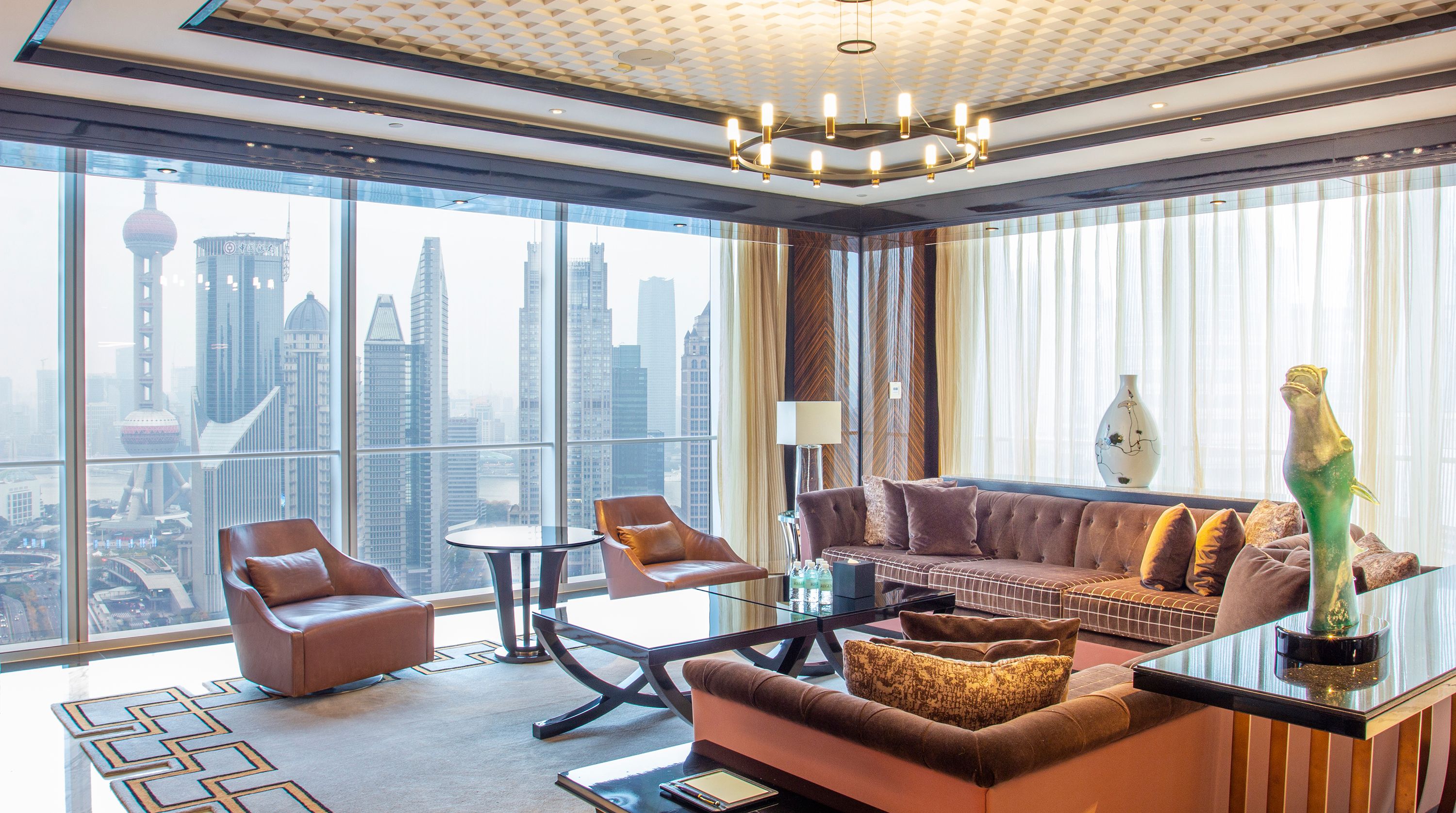 Shanghai Presidential suite sitting room