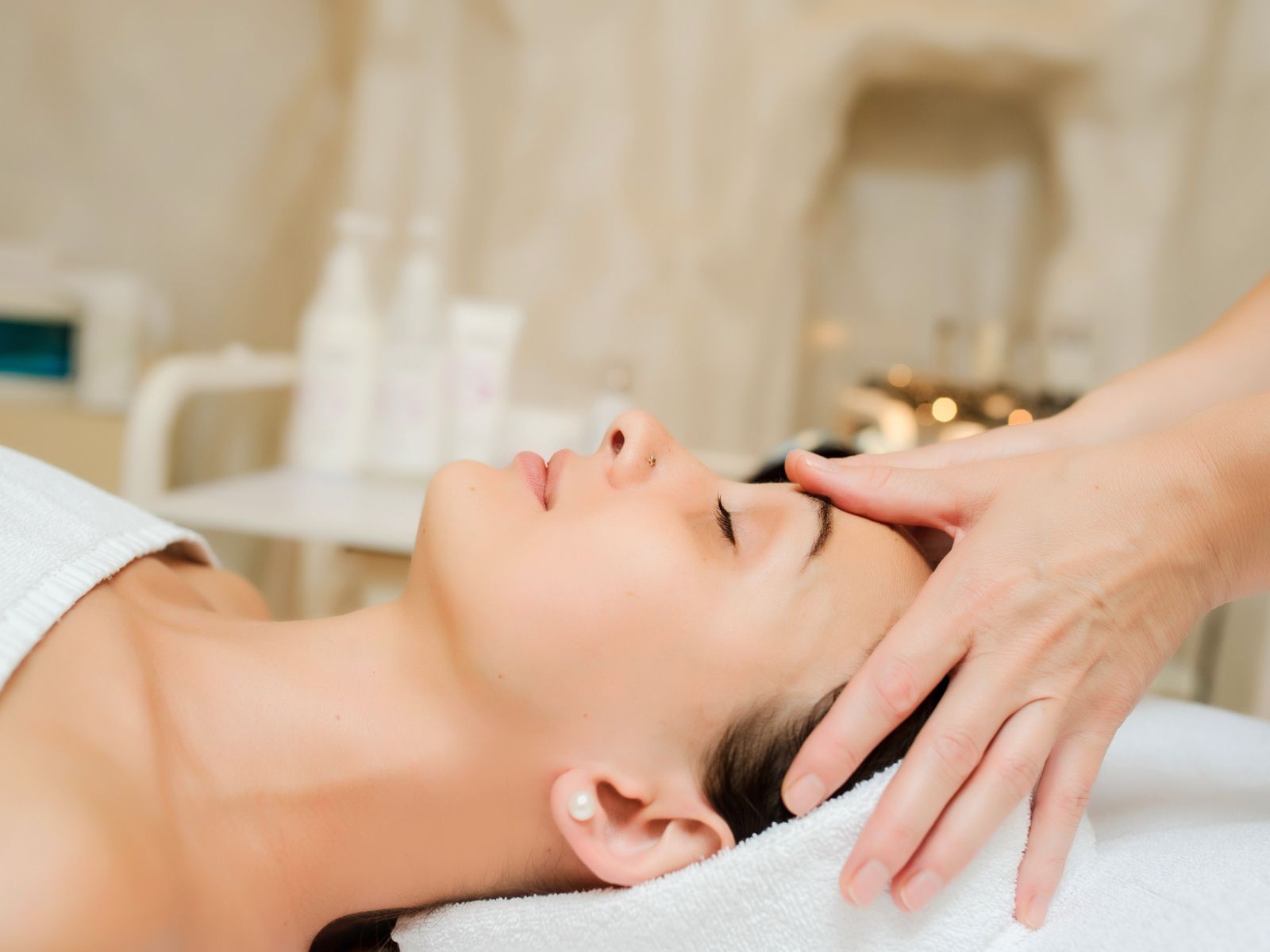 Relaxing facial therapy for radiant skin