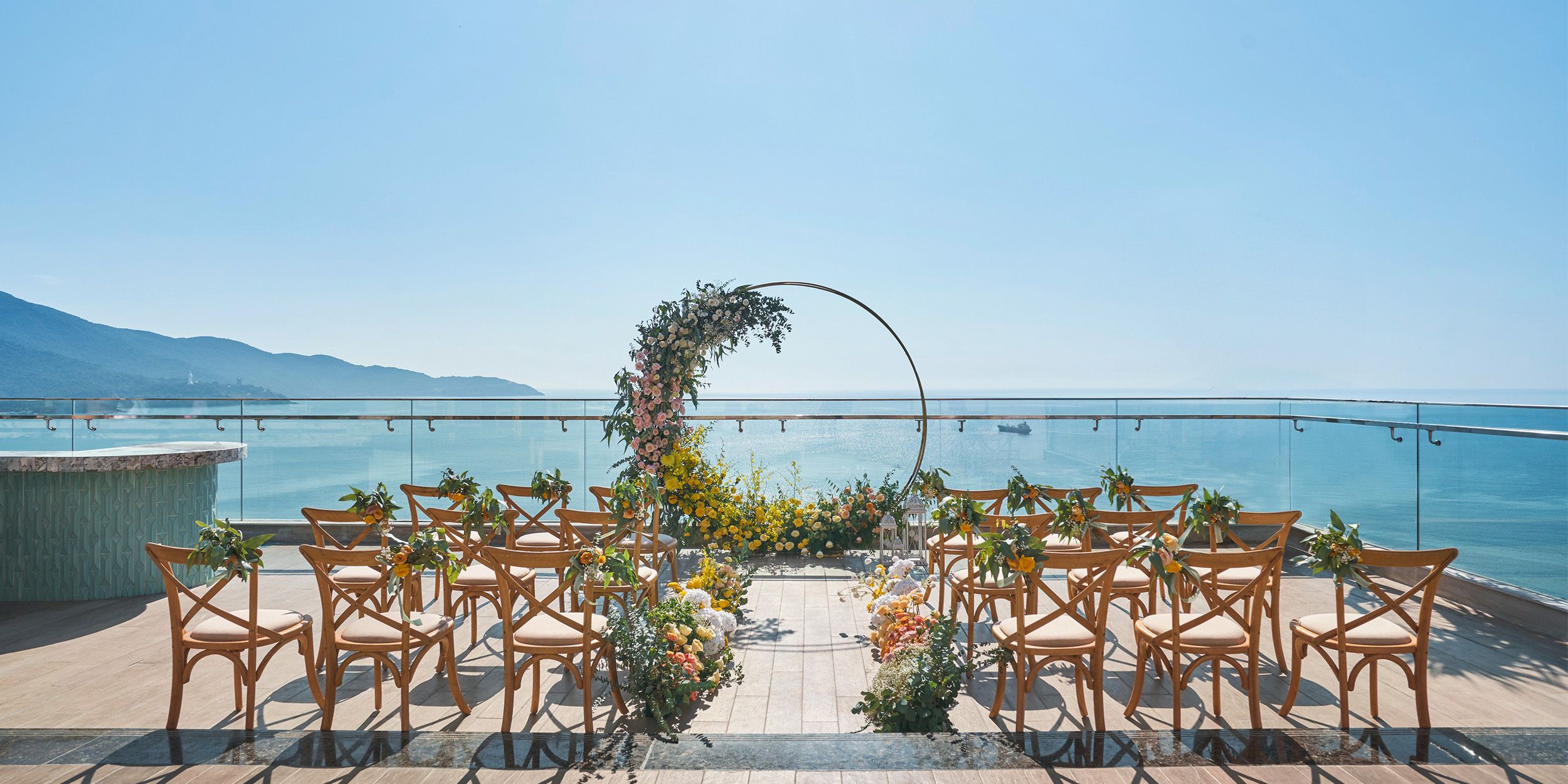 Sedili per matrimoni fronte spiaggia