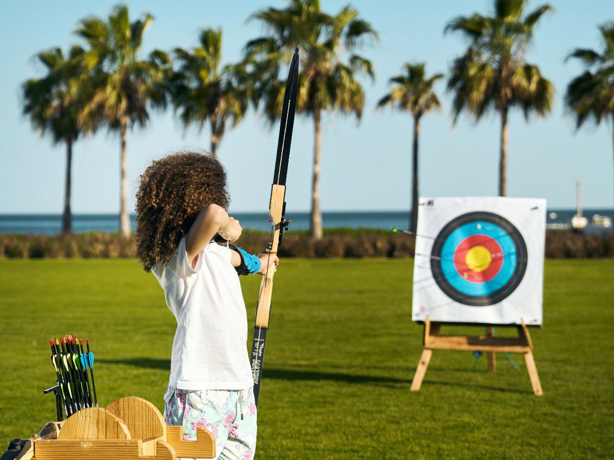 Archery experience with focused precision