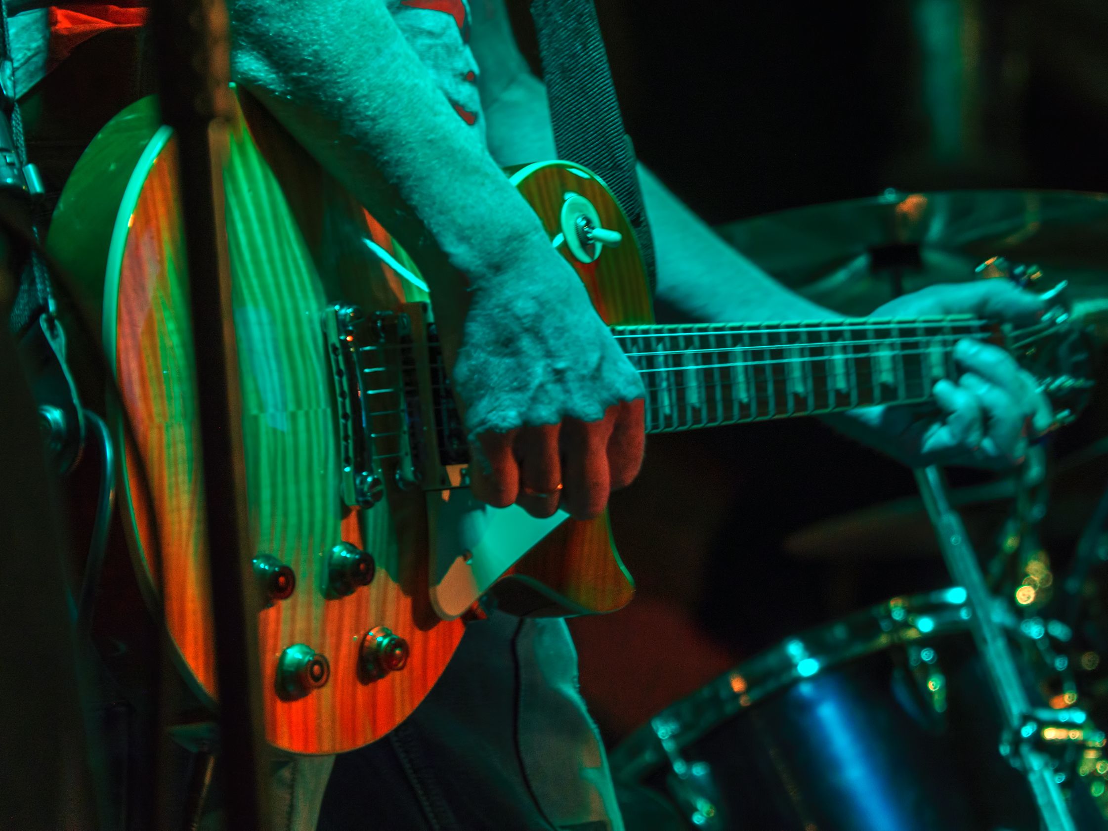 electric guitar