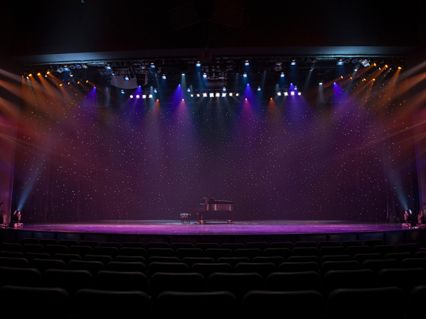 American Music Theatre Christmas Show 2022 Millers Smorgesburg Lancaster, Pa Hotel | Avid Hotel Lancaster