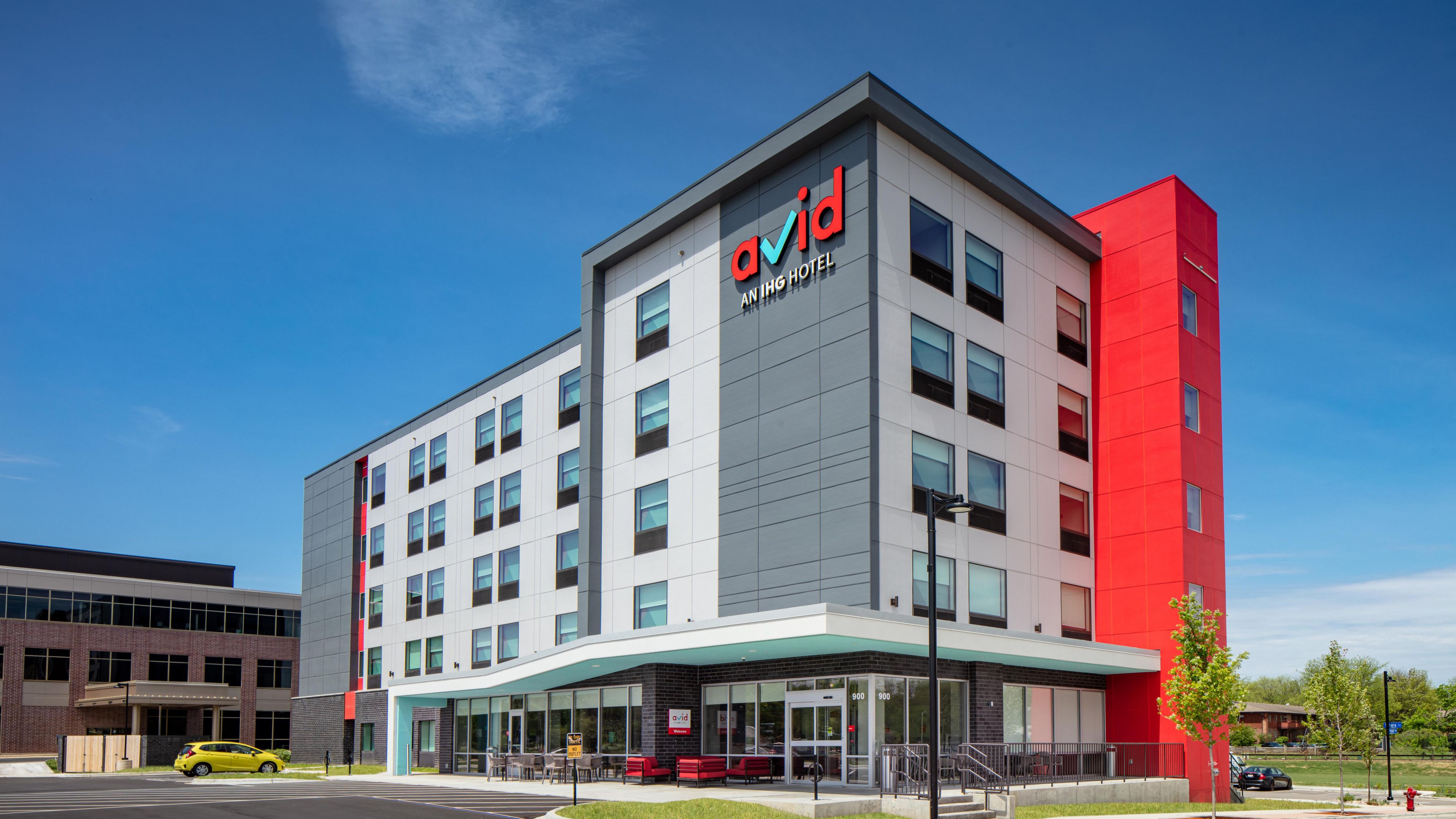 Your comfort comes first at the Avid hotel Madison - Monona.