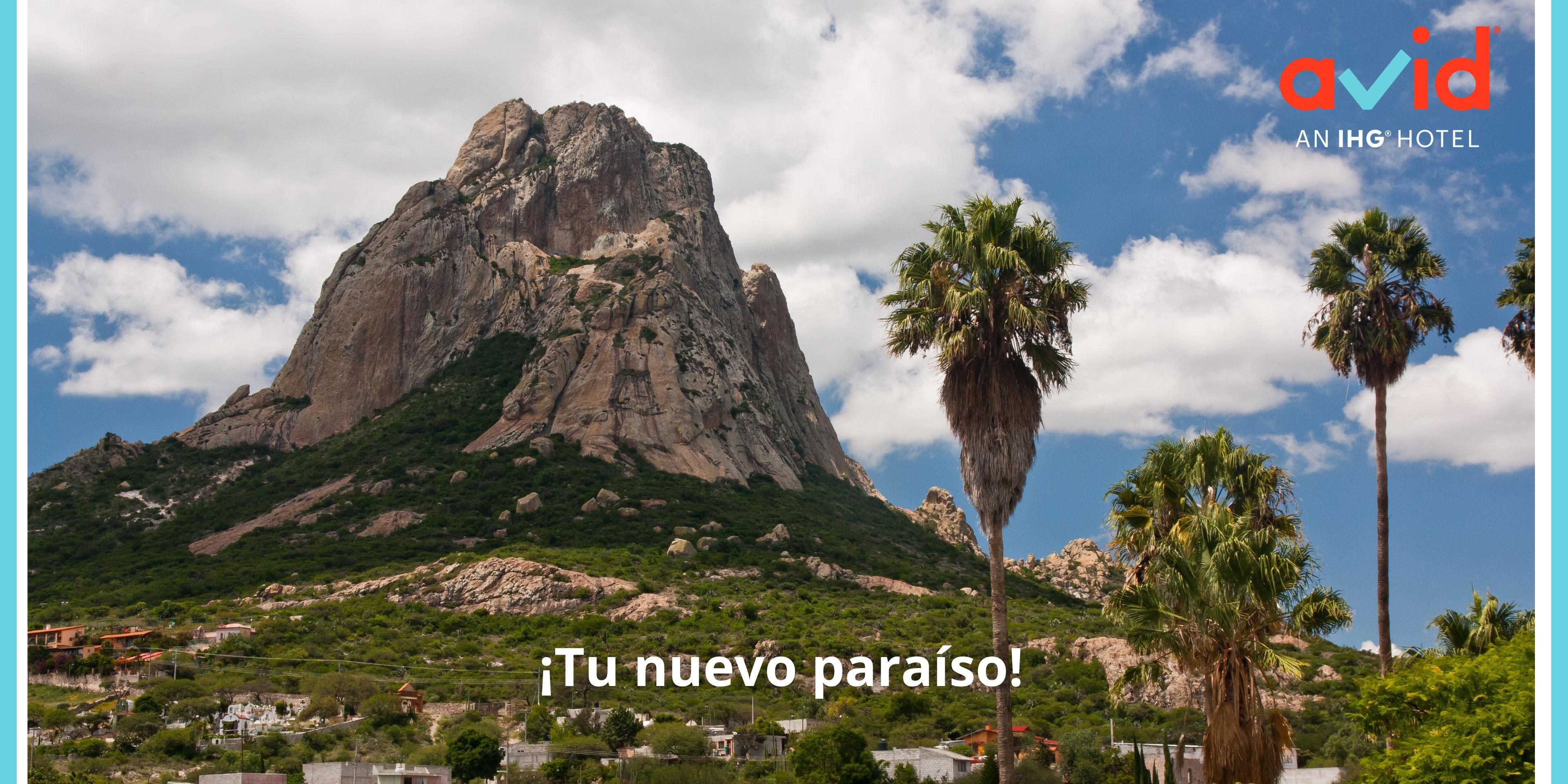A corner of Querétaro where culture, gastronomy, and nature meet. Stay with us, climb its monolith, wander its streets, and try its traditional sweets.
