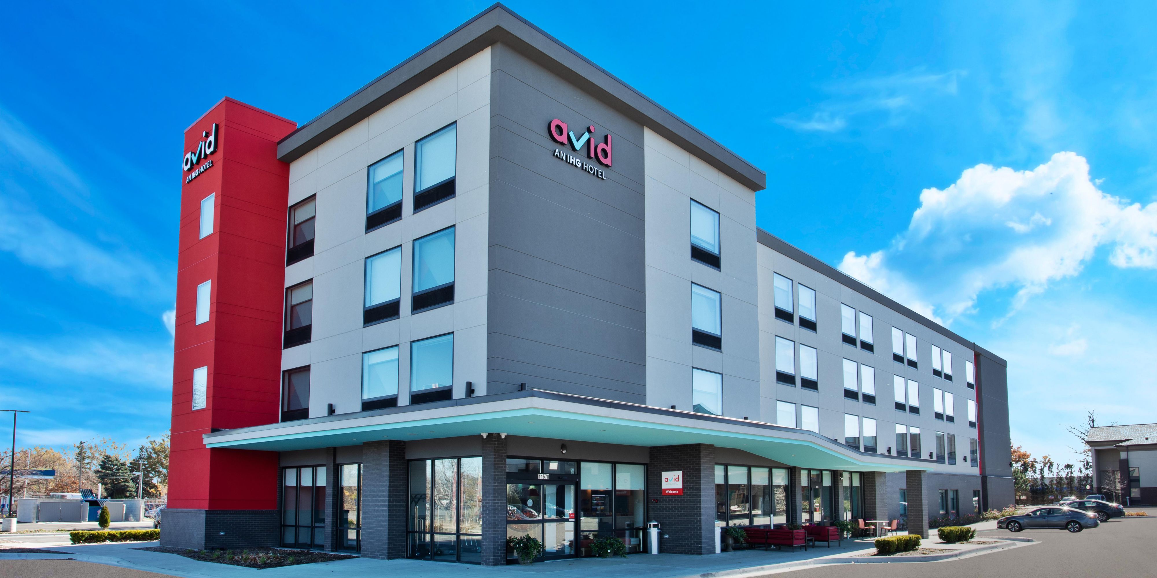avid hotels Detroit - Warren