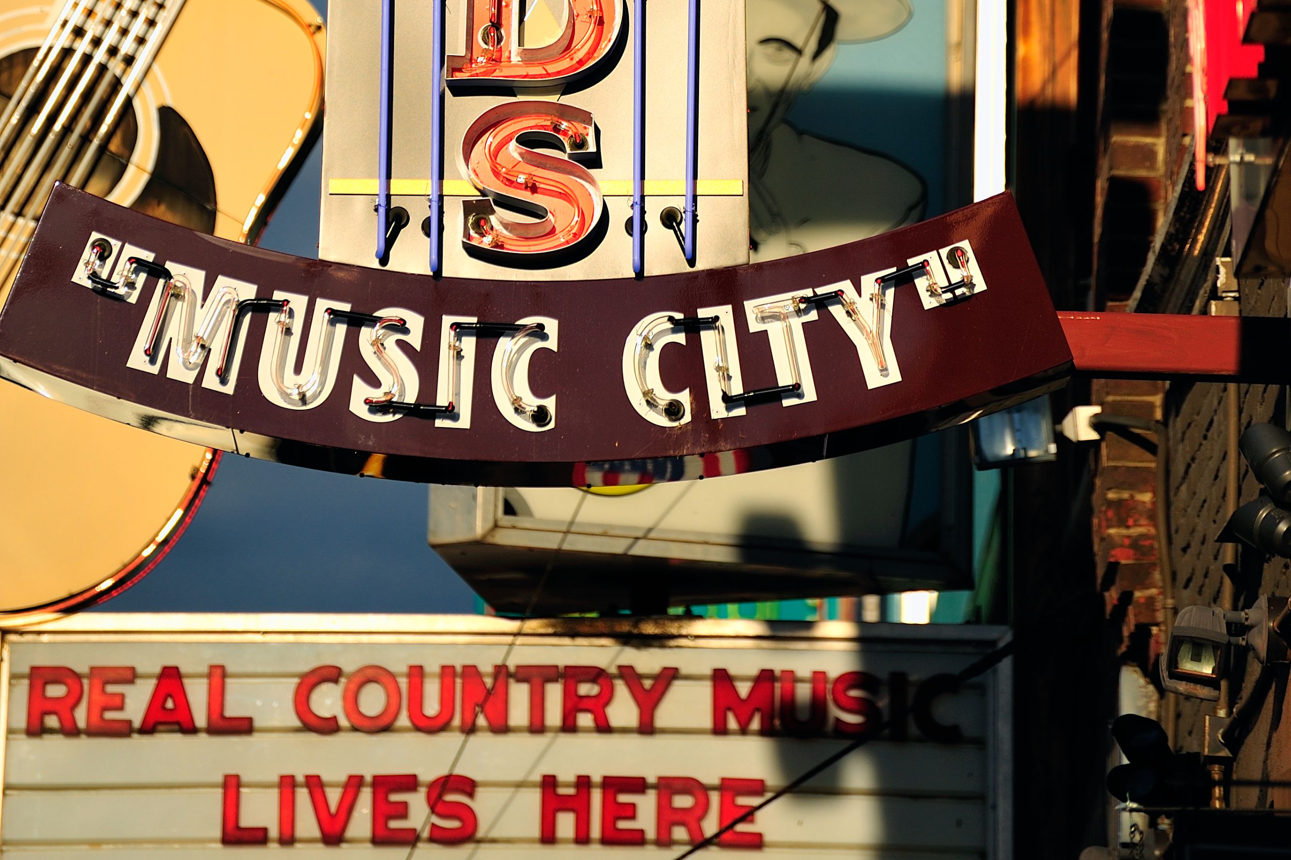 music city sign on street