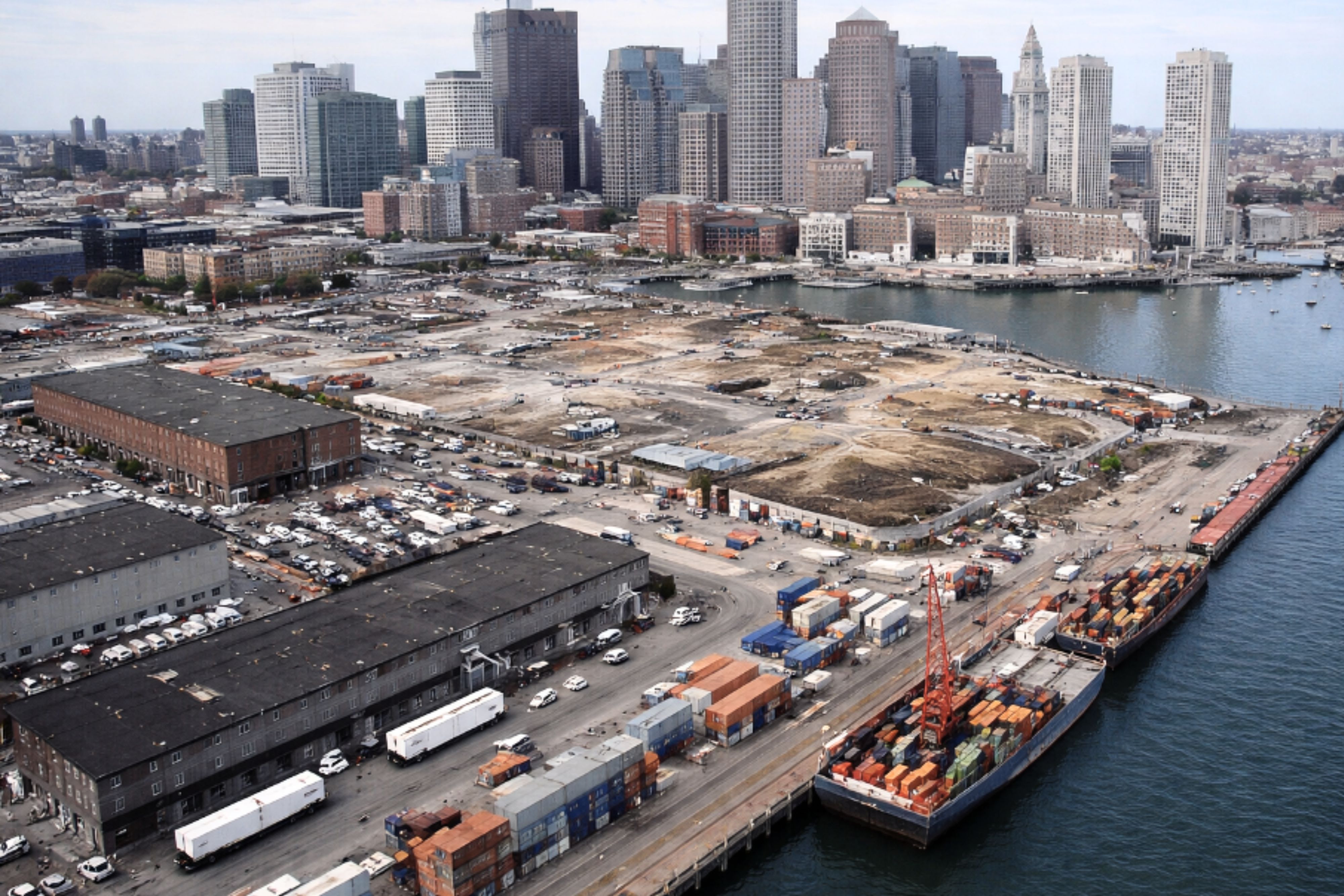 Boston Harbor construction of InterContinental Boston