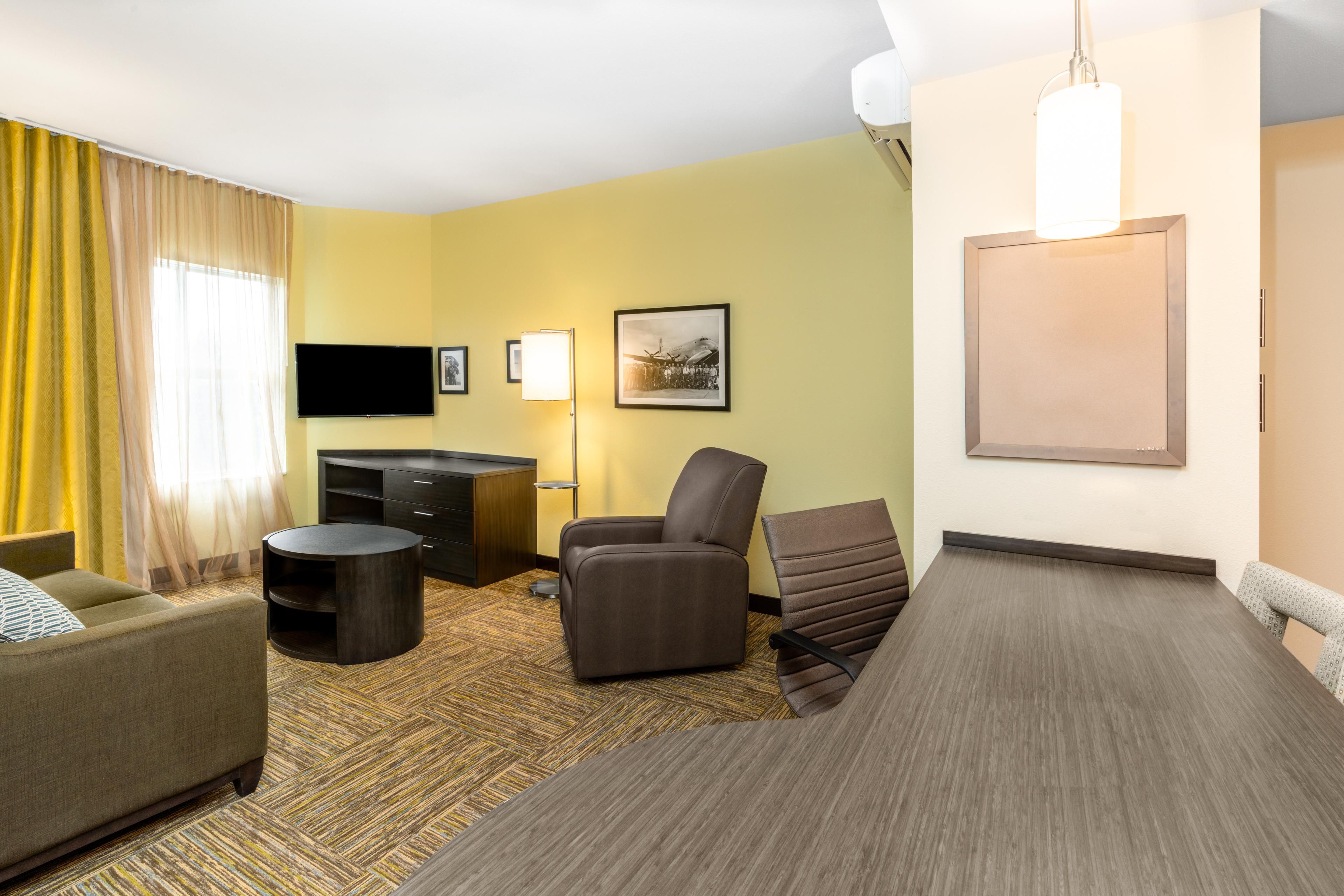 mcchord afb hotel