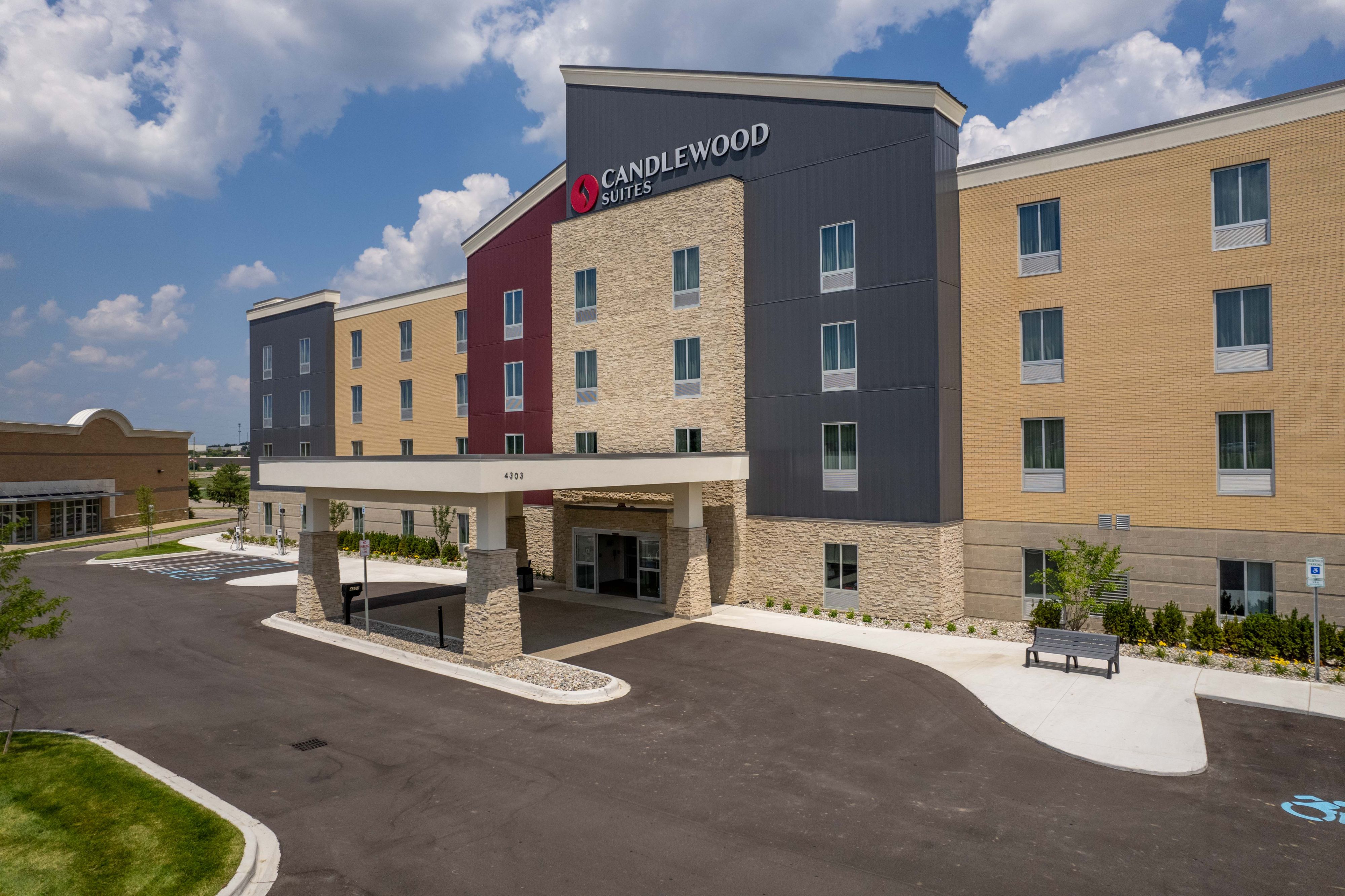 Detroit - Auburn Hills