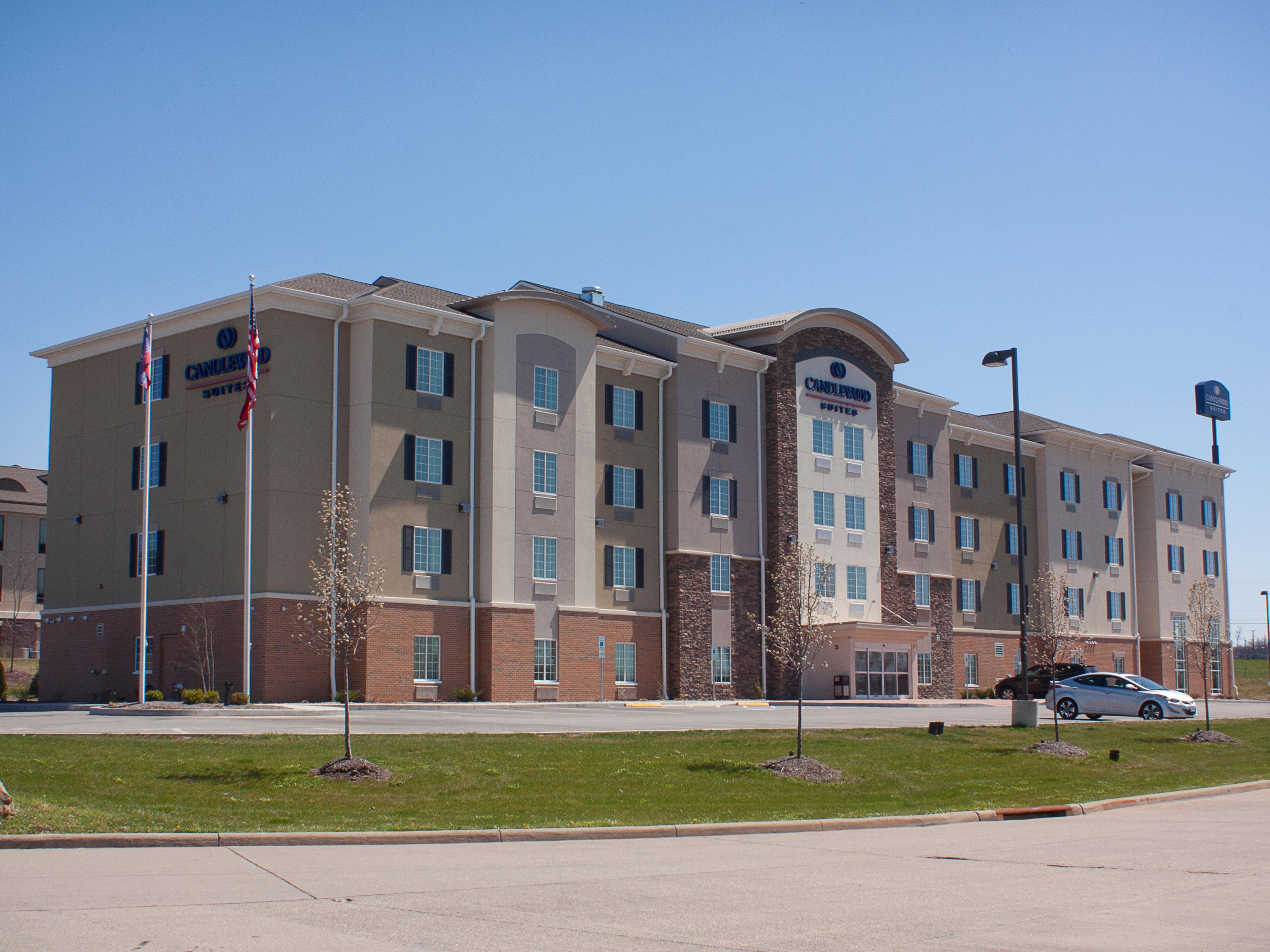 hotels-in-austintown-ohio-candlewood-suites-youngstown-west-austintown