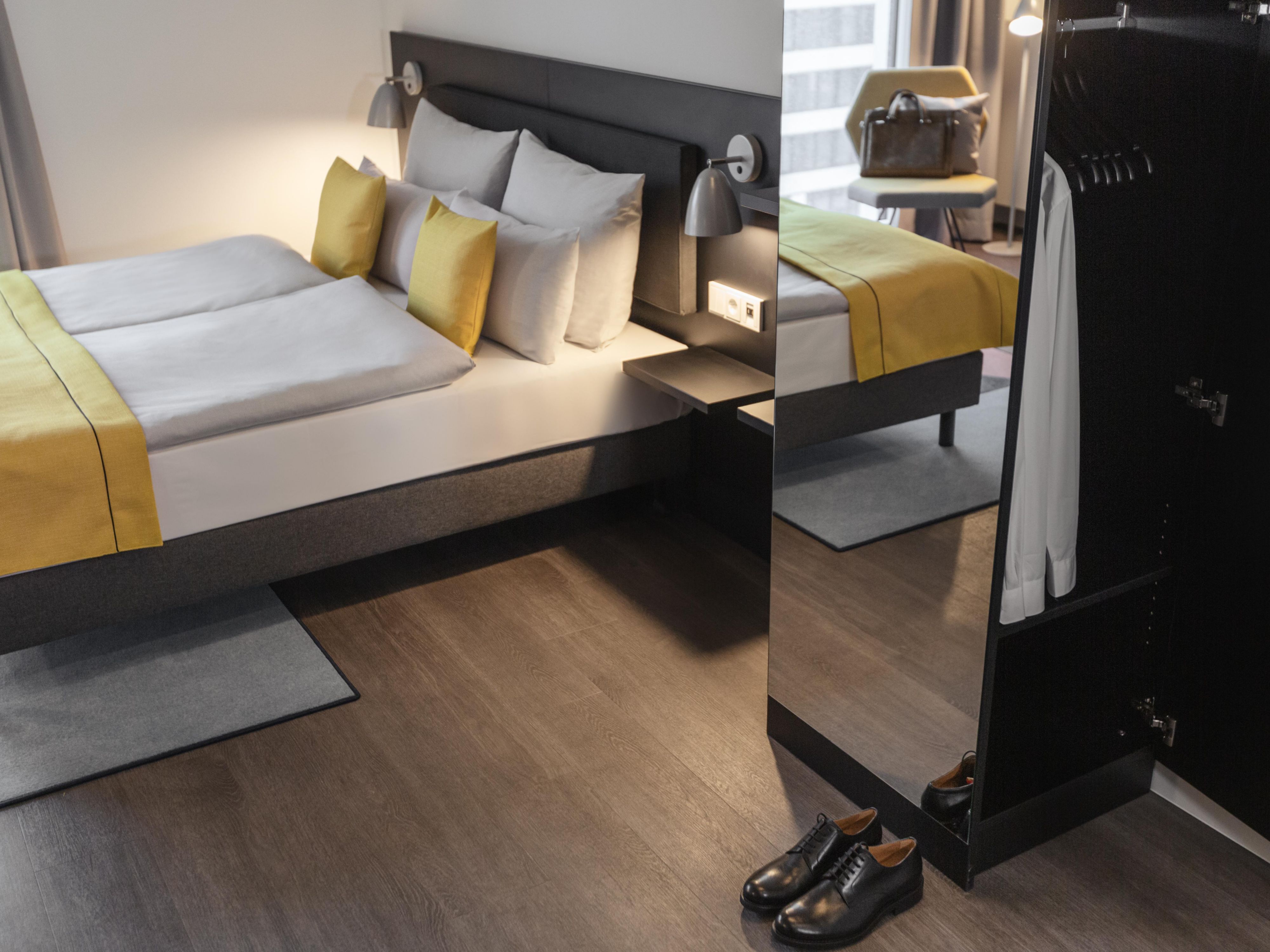 Finding a short-term apartment in Berlin can be challenging. That’s why we offer our Longstay package, making it easy for studies, work projects, or temporary stays. From 30 nights, enjoy a fully furnished place with hotel comfort at a monthly rate from €1,770. Simply select a stay of 30 nights or more to receive the discounted daily rate!
