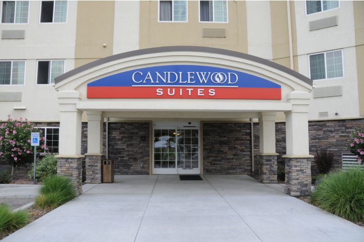 Candlewood Suites Boise - Towne Square