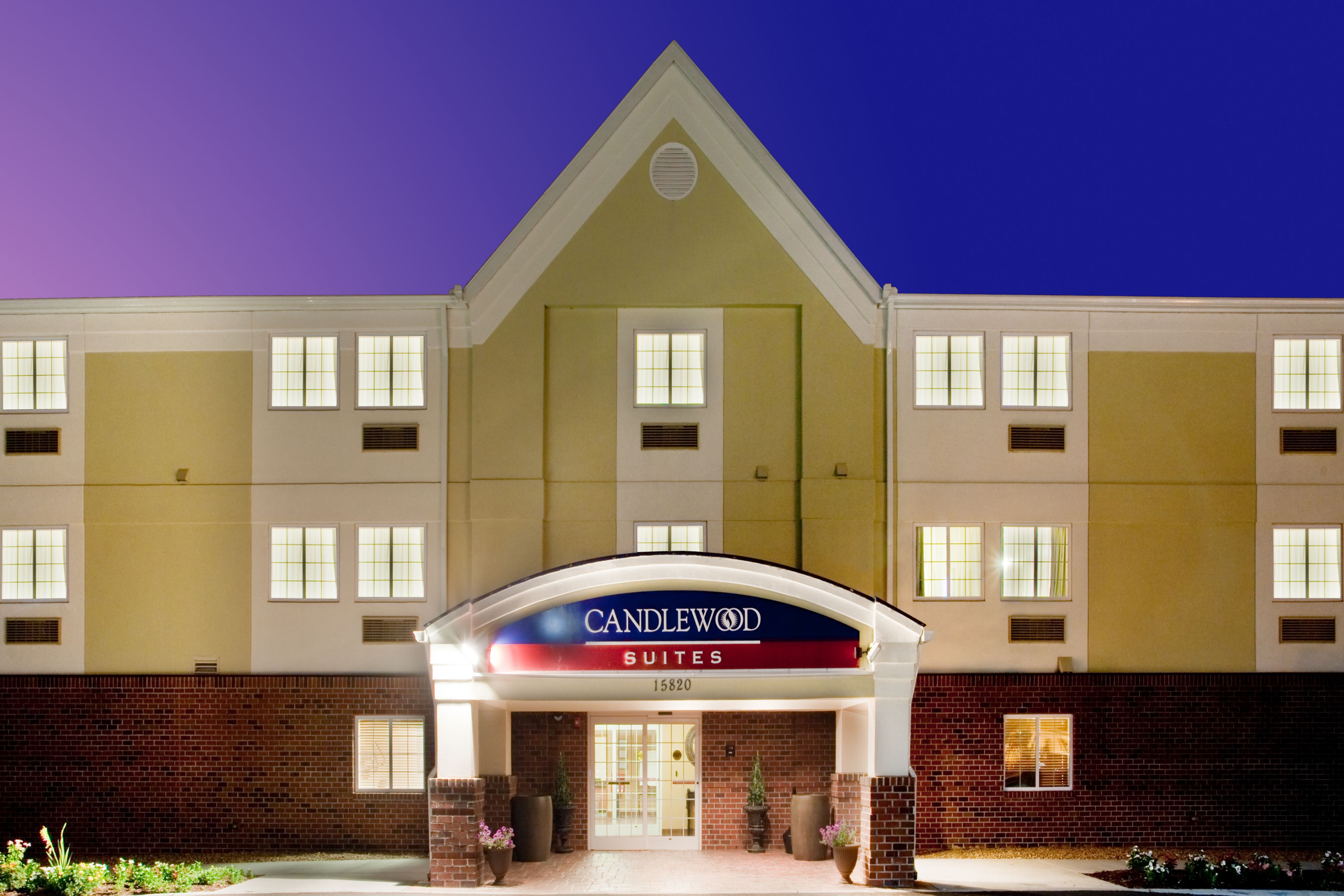 Colonial Heights Hotels: Candlewood Suites Colonial Heights-Ft Lee - Extended  Stay Hotel in Colonial Heights, Virginia
