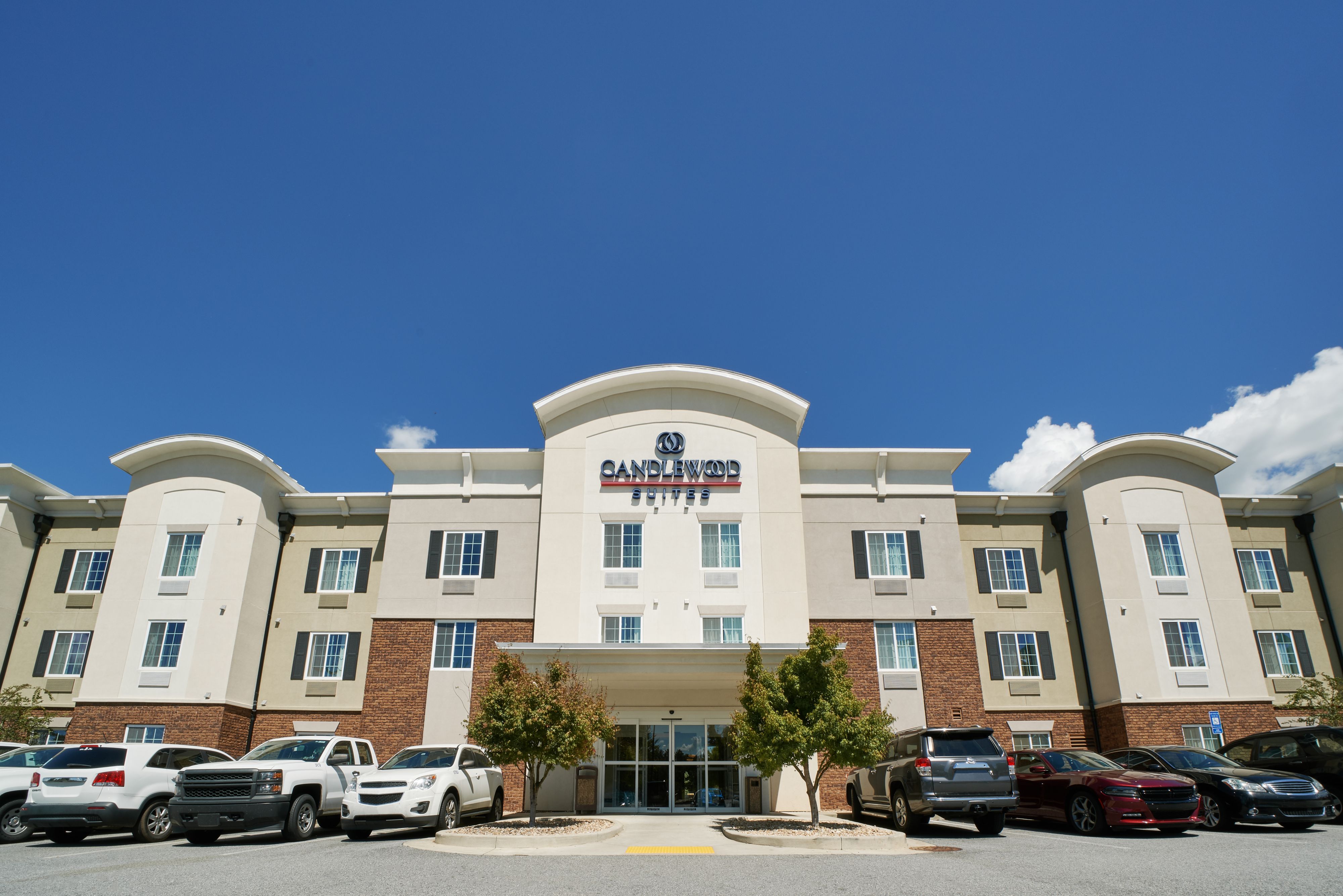 Pet Friendly Hotels in Columbus GA | Candlewood Suites Columbus-Northeast