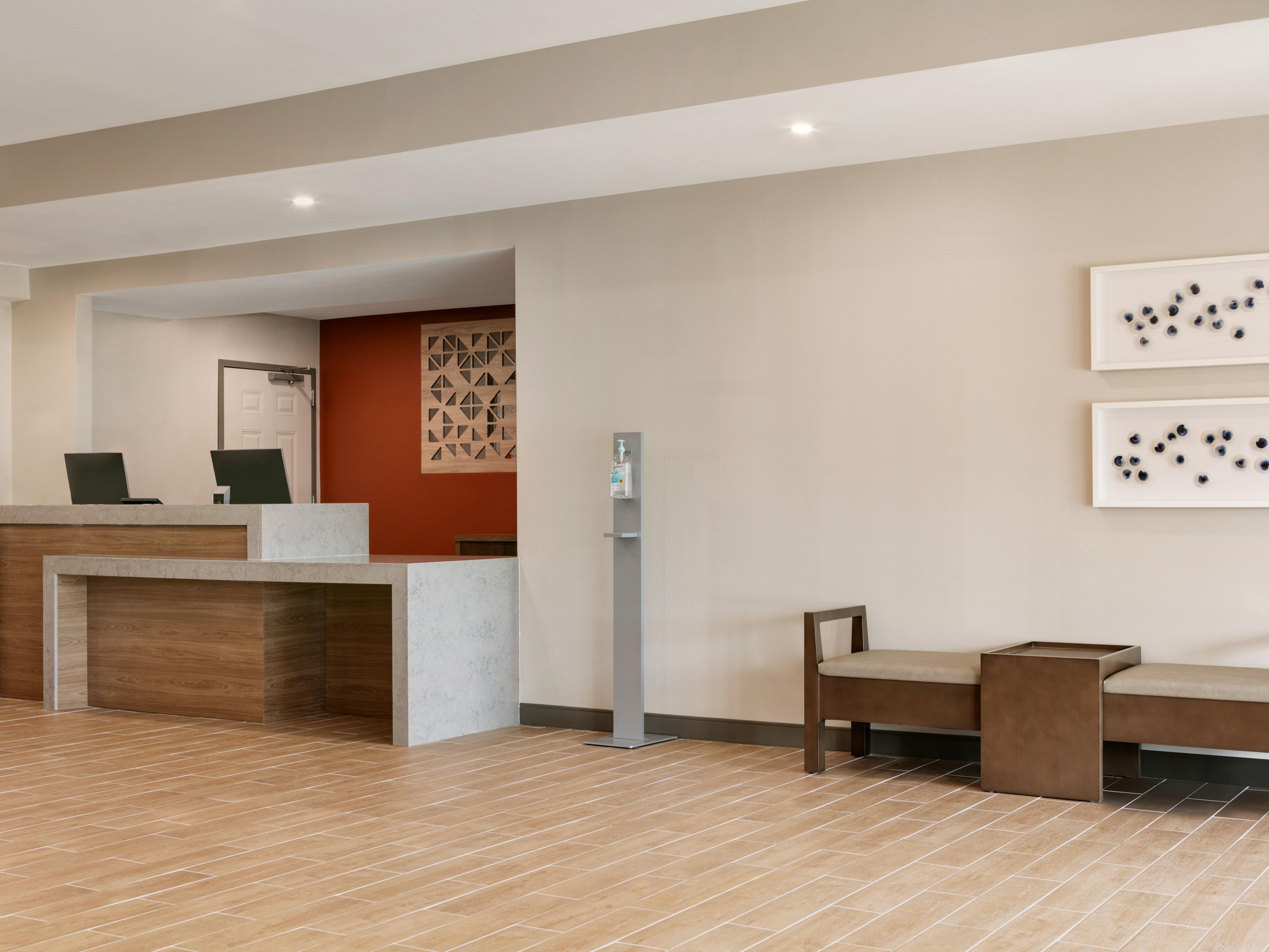 Discover our newly renovated hotel in Columbus, OH. Experience modern amenities for a convenient stay. Enjoy complimentary self-service laundry facilities and take advantage of the outdoor Candlewood Gazebo. Stay active in our 24-hour Candlewood Gym, equipped with everything you need for a great workout.  

