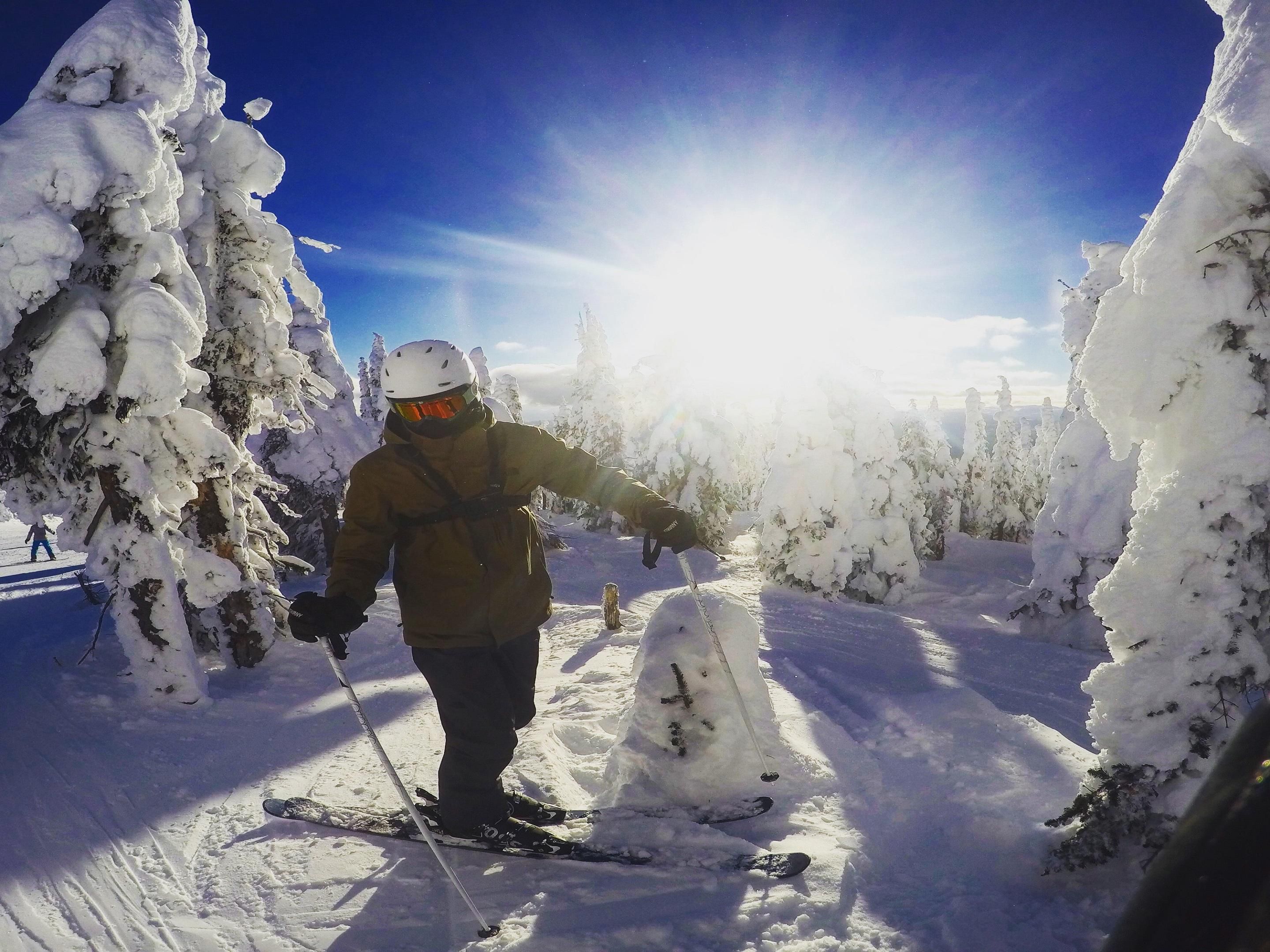 スティームボートスプリングスへのご滞在4040落ち着いていて居心地のよいご滞在をお楽しみください。当ホテルをご予約いただくと、お得な料金でご滞在いただけます。次回のスキーでの休暇をお早めに！