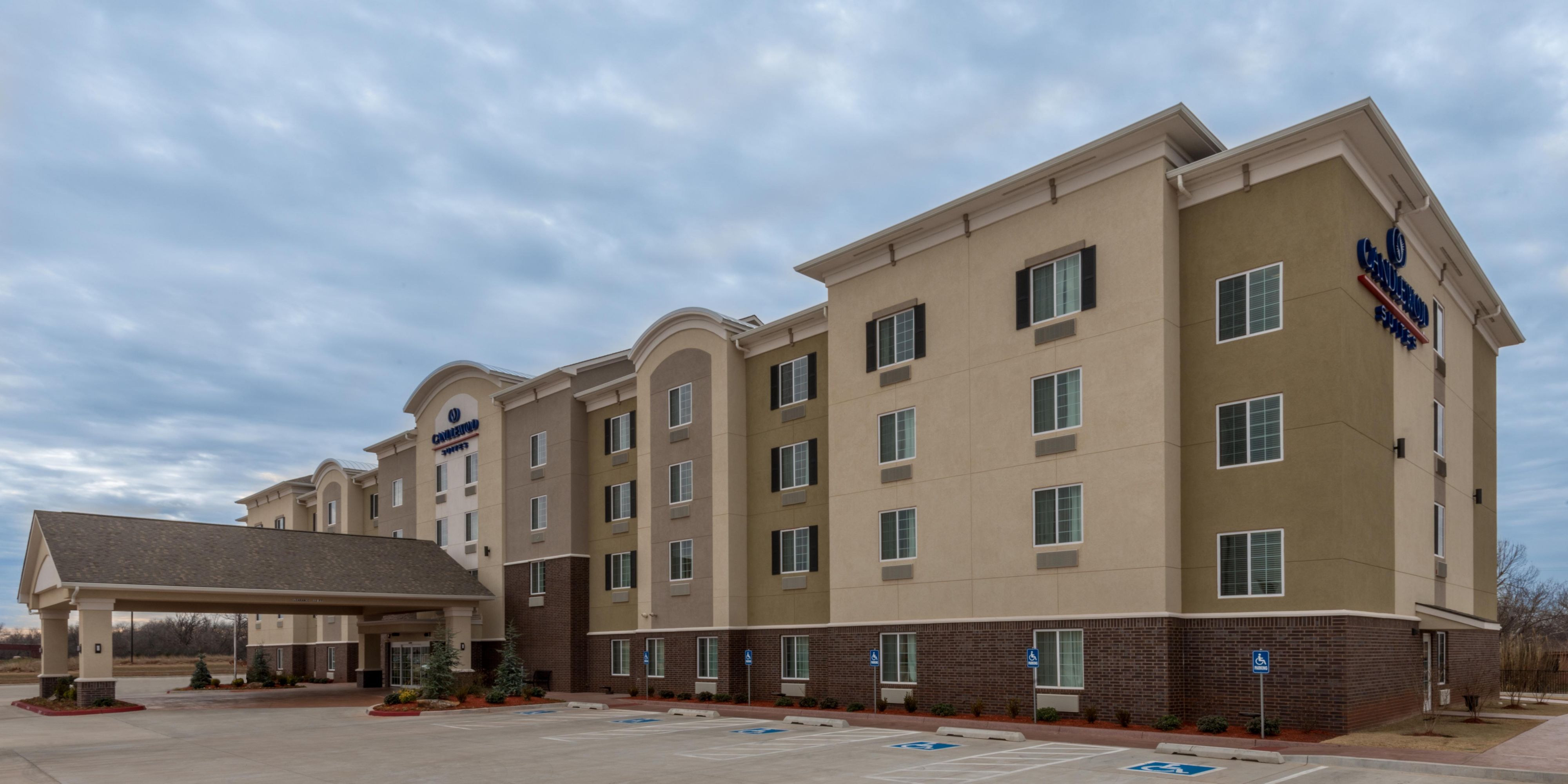 Candlewood Suites Midwest City