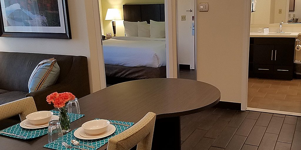 Extended Stay Syracuse Hotels Candlewood Suites East Syracuse Carrier Circle