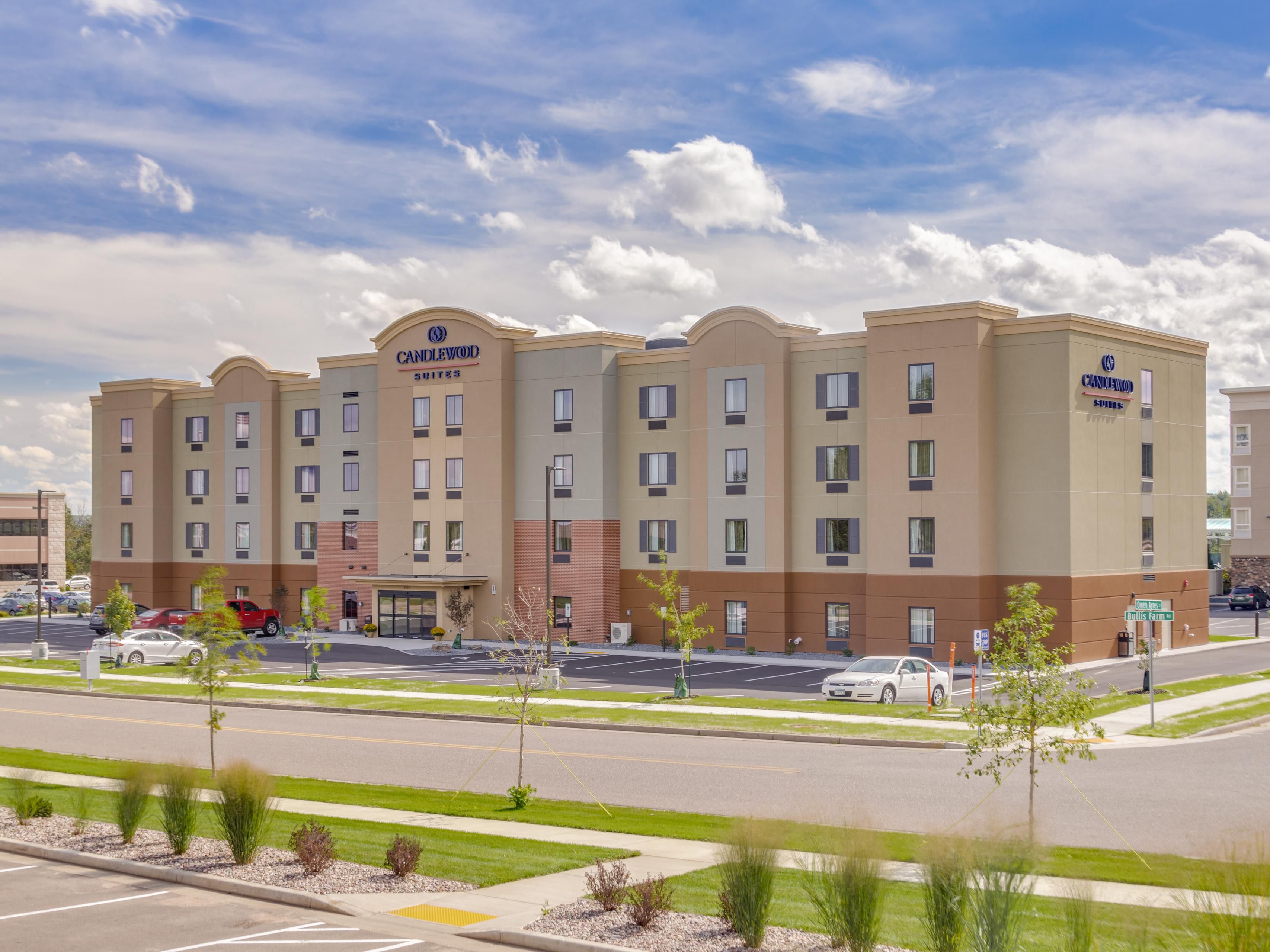 PetFriendly Hotel in Eau Claire, WI Candlewood Suites Eau Claire I94