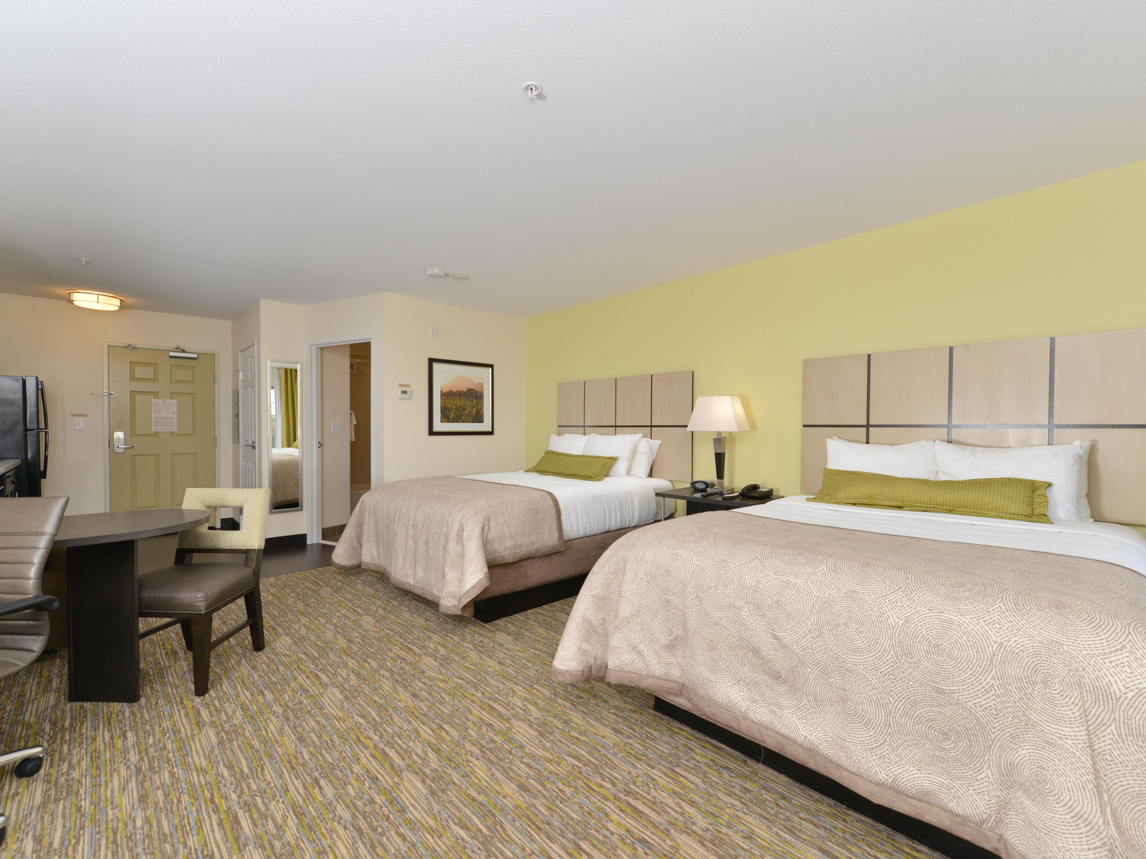 We are the place where you can house your project crews and know that they will be well taken care of.  Our suites have single or 2 beds with full kitchens, well-equipped along with laundry room, fitness room and BBQ grills.  