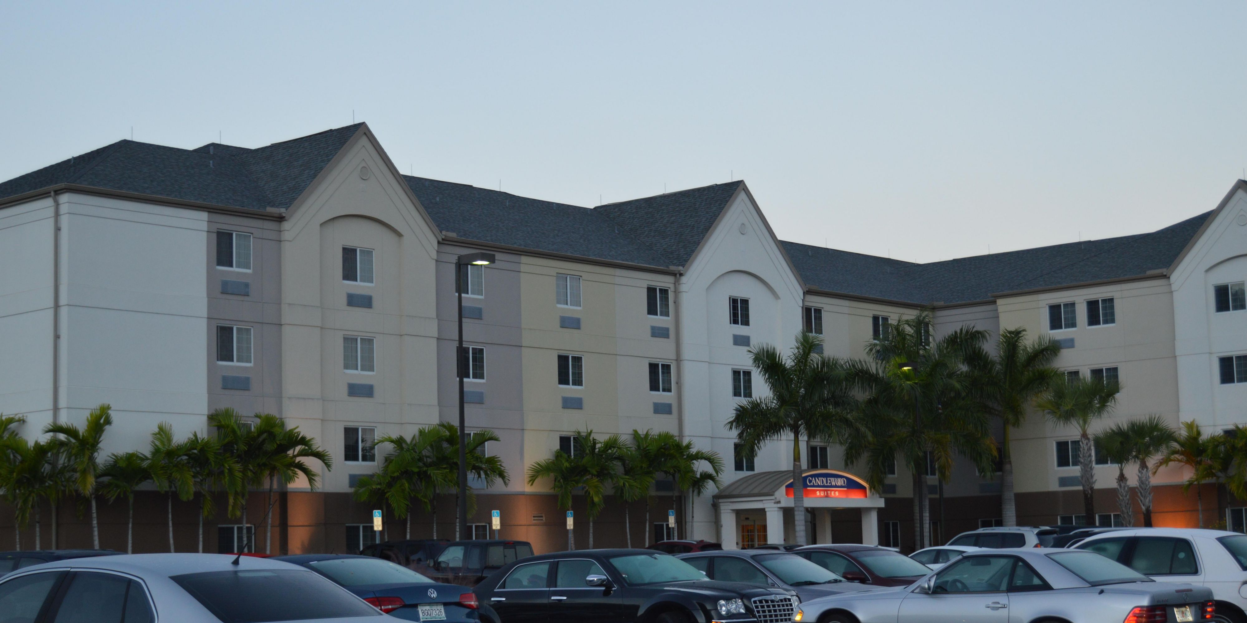 Candlewood Suites Fort Myers-Sanibel Gateway