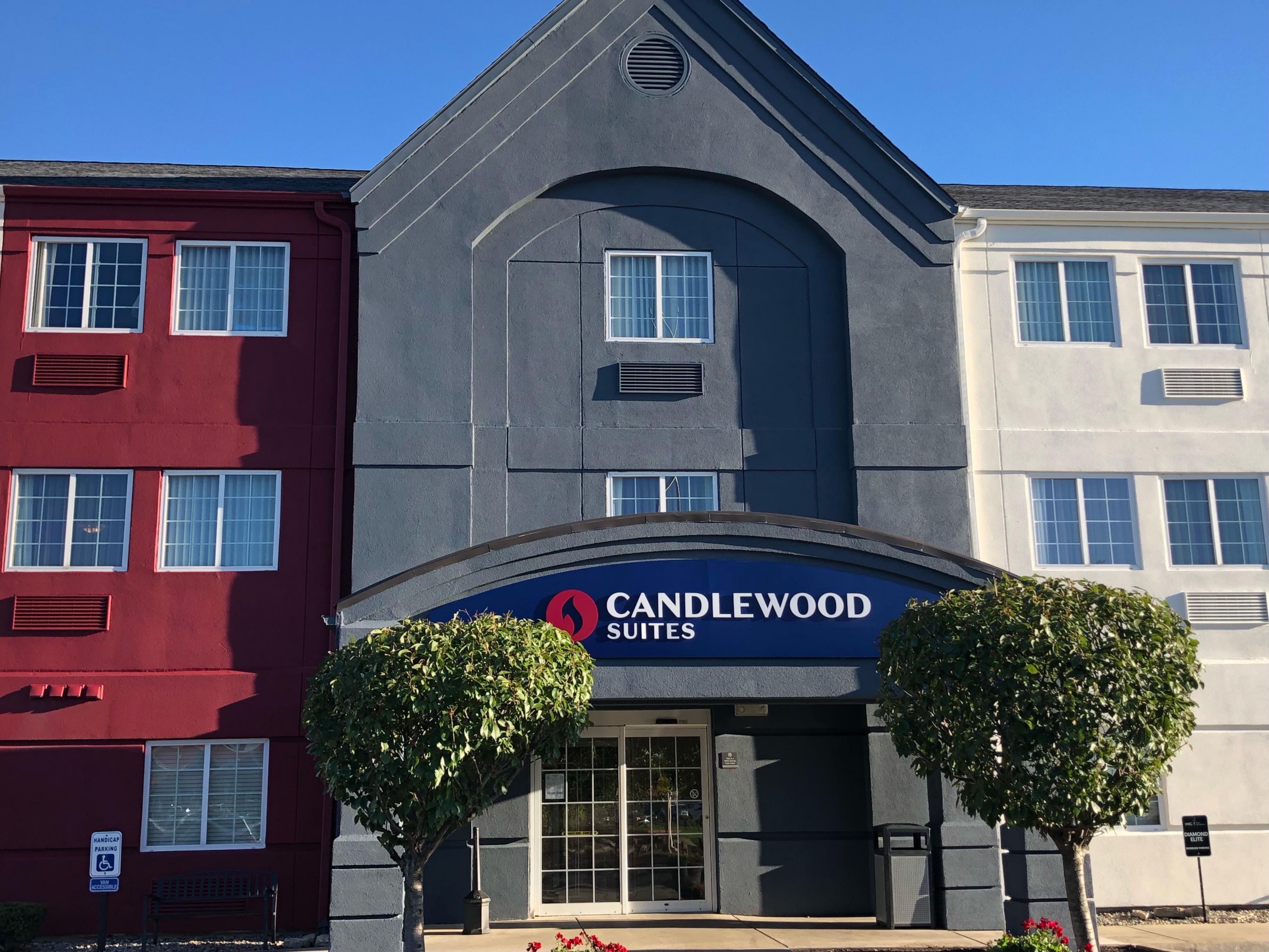 Enjoy all the comforts of home at our extended hotel
